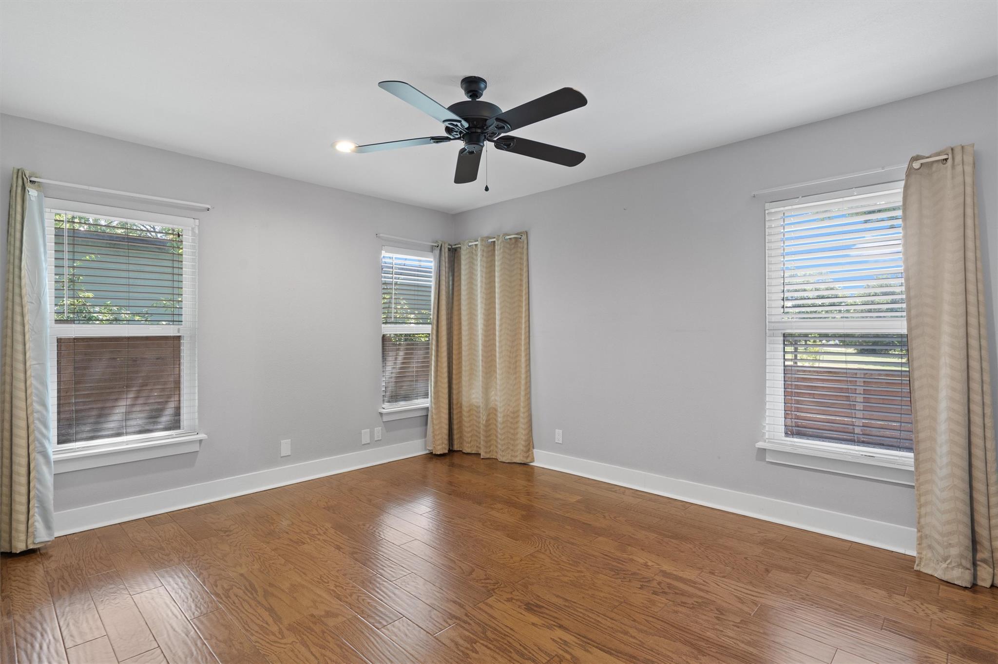 2609 S 5th St, Austin, TX 78704