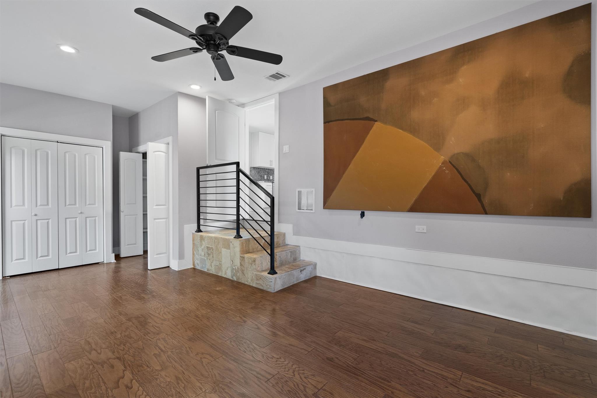 2609 S 5th St, Austin, TX 78704