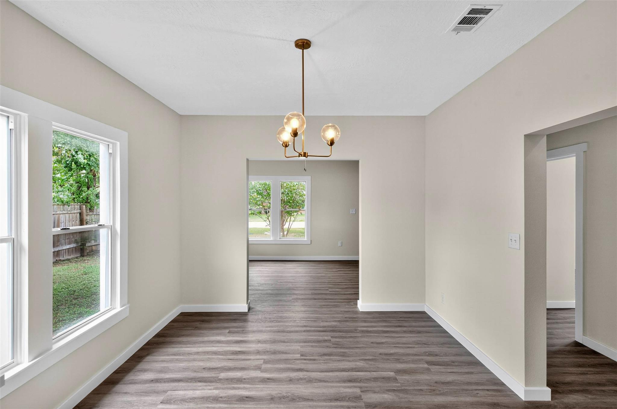 1001 North Banks St, Caldwell, TX 77836