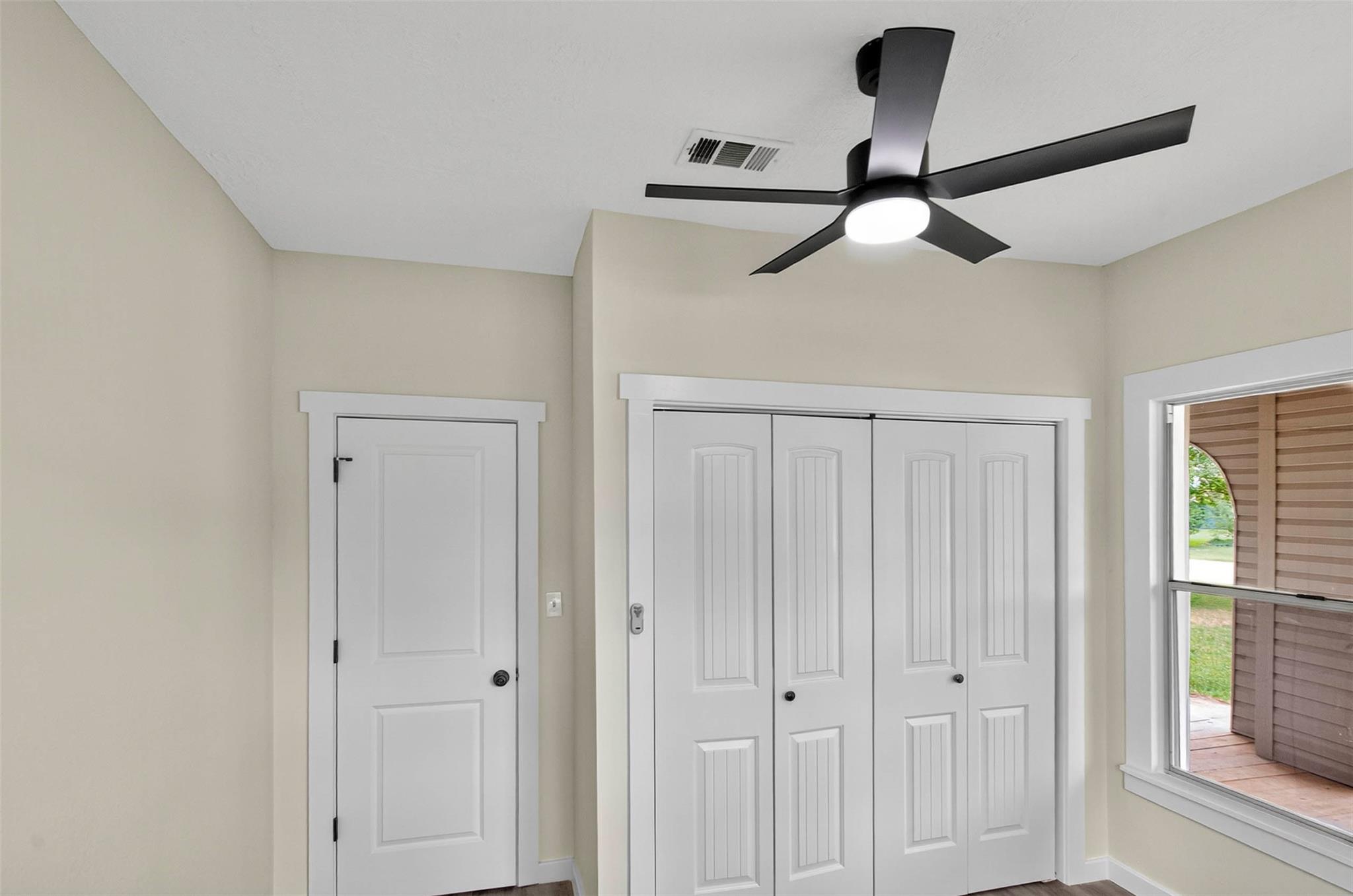 1001 North Banks St, Caldwell, TX 77836