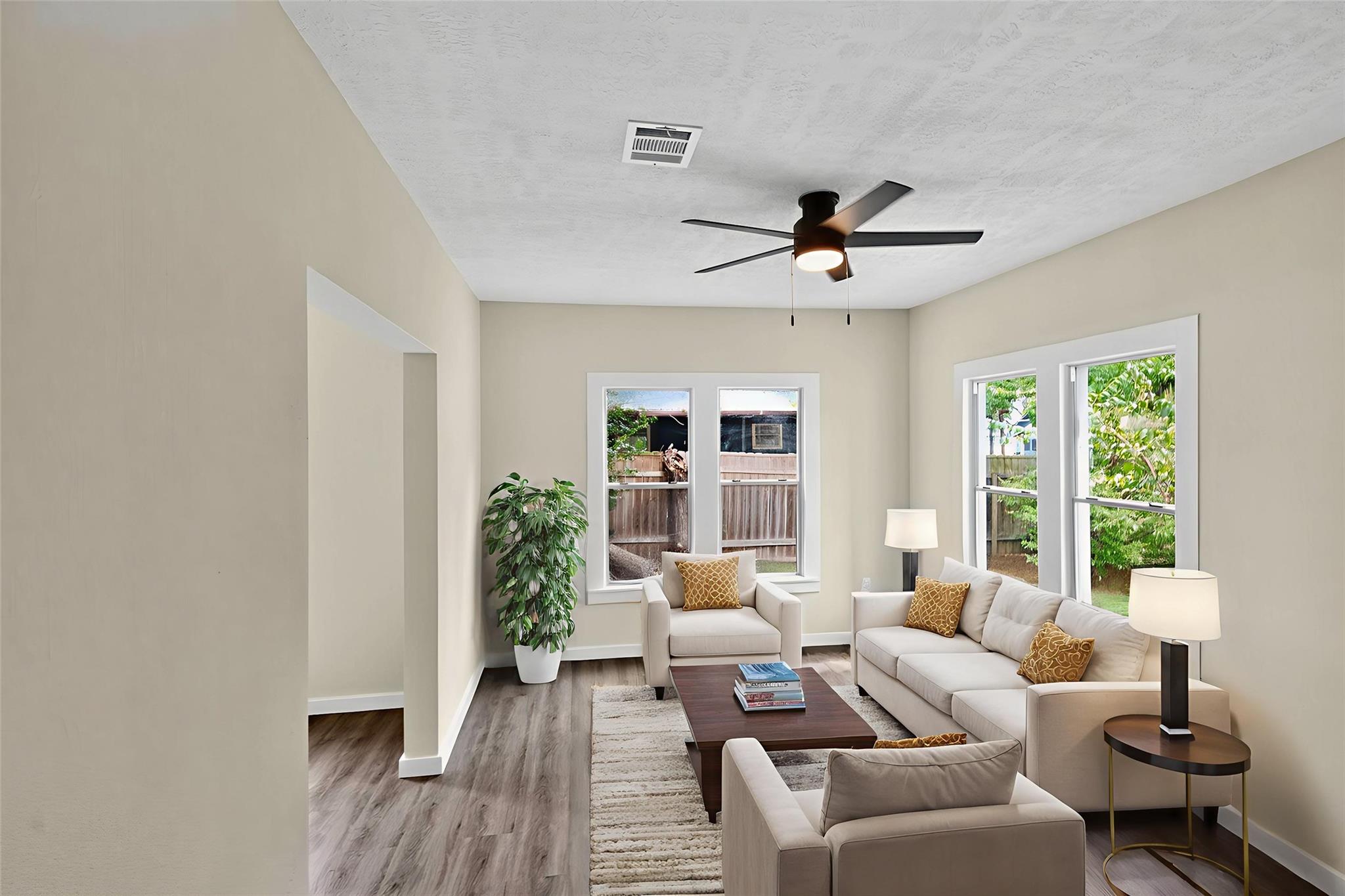 1001 North Banks St, Caldwell, TX 77836