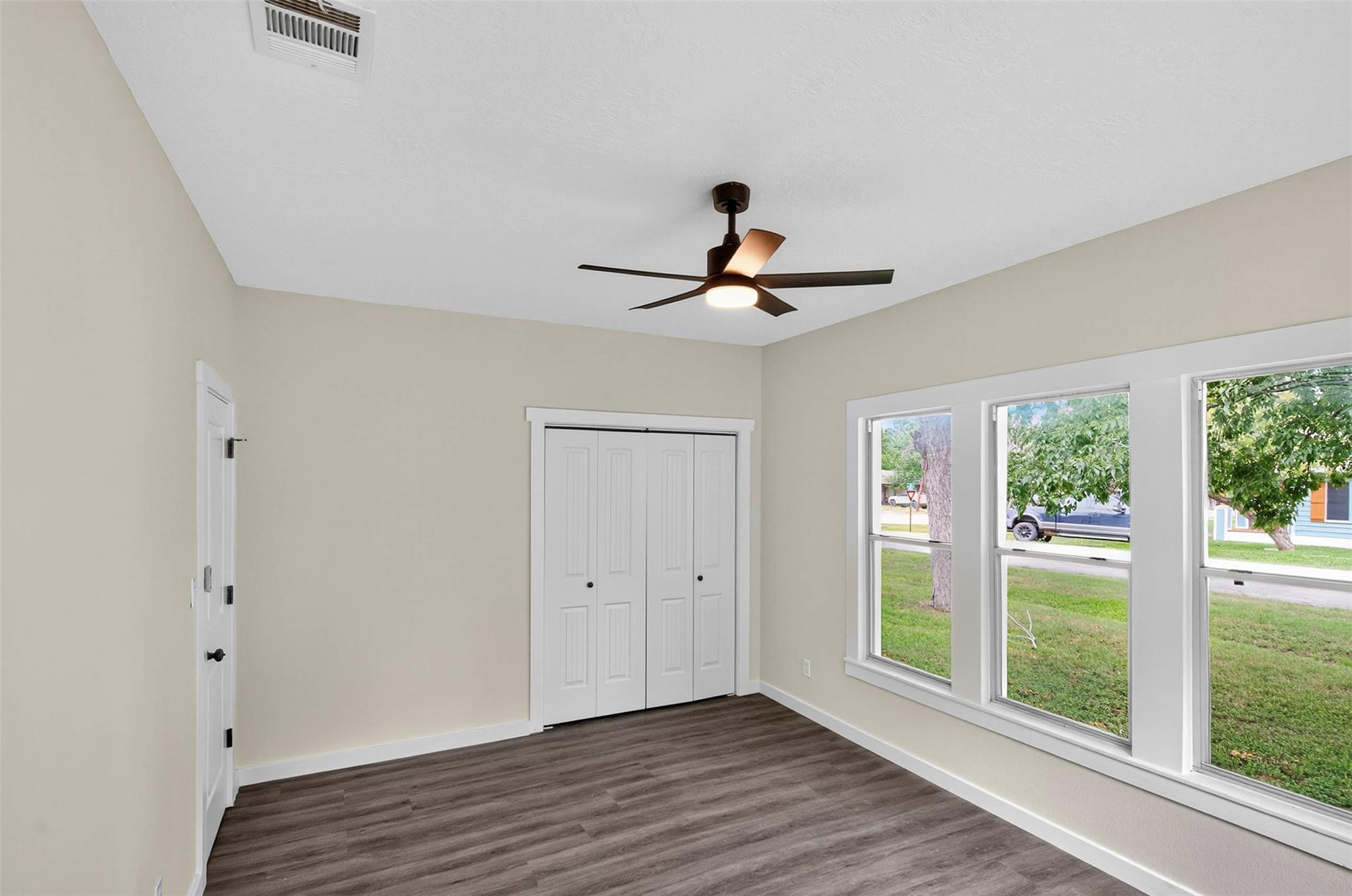 1001 North Banks St, Caldwell, TX 77836