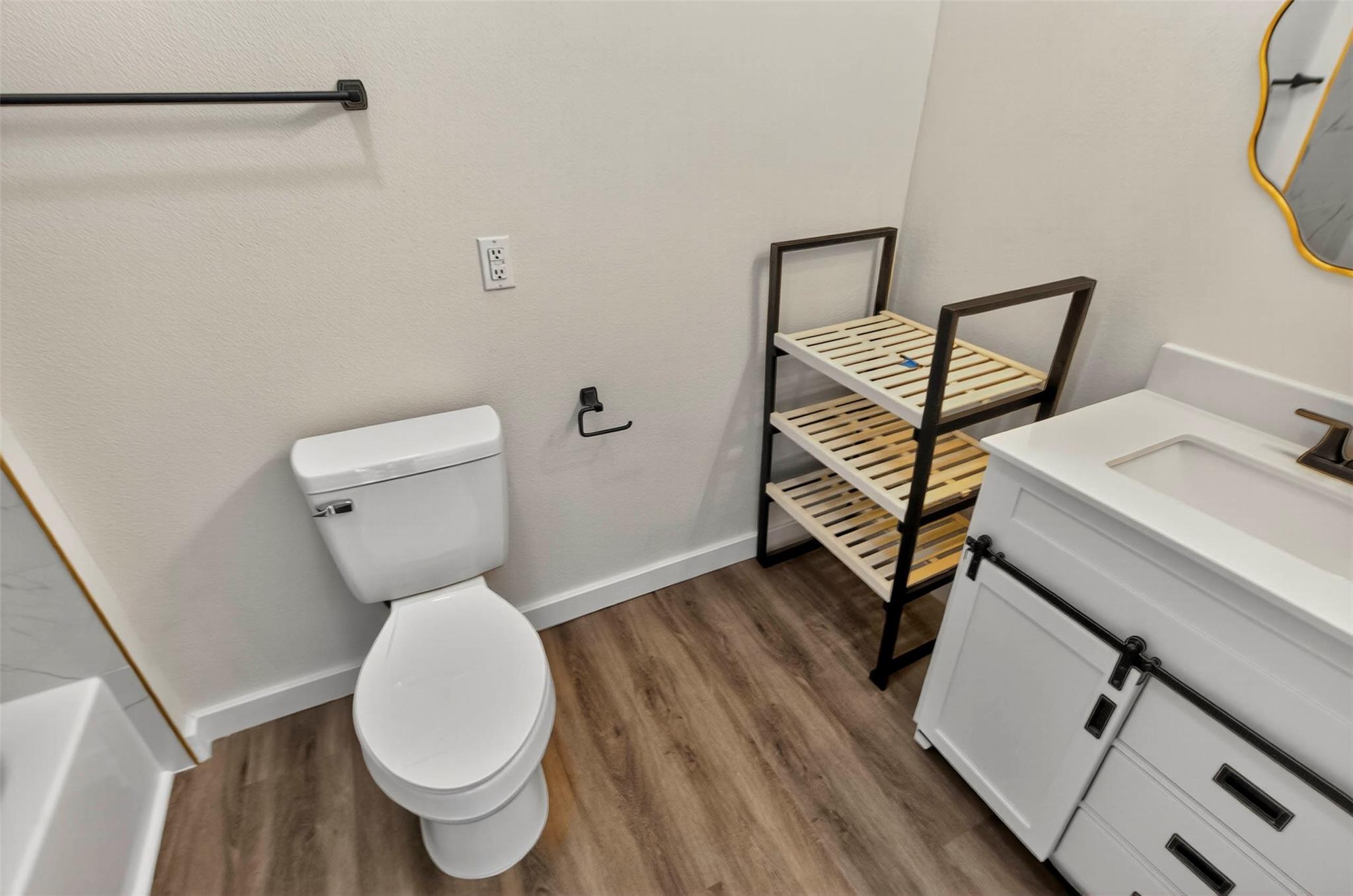 1001 North Banks St, Caldwell, TX 77836