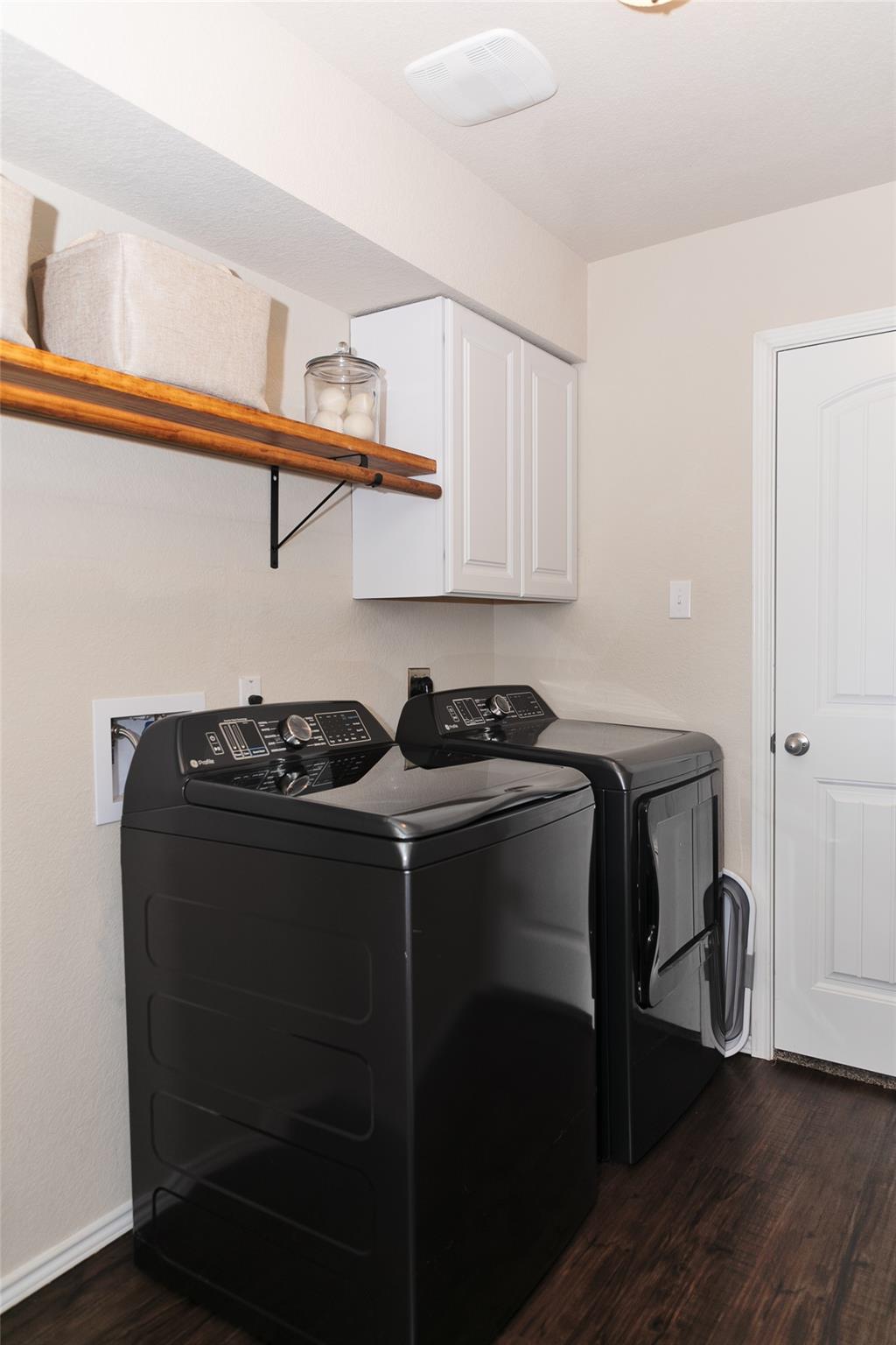 1145 Ibis Falls Loop, Jarrell, TX 76537