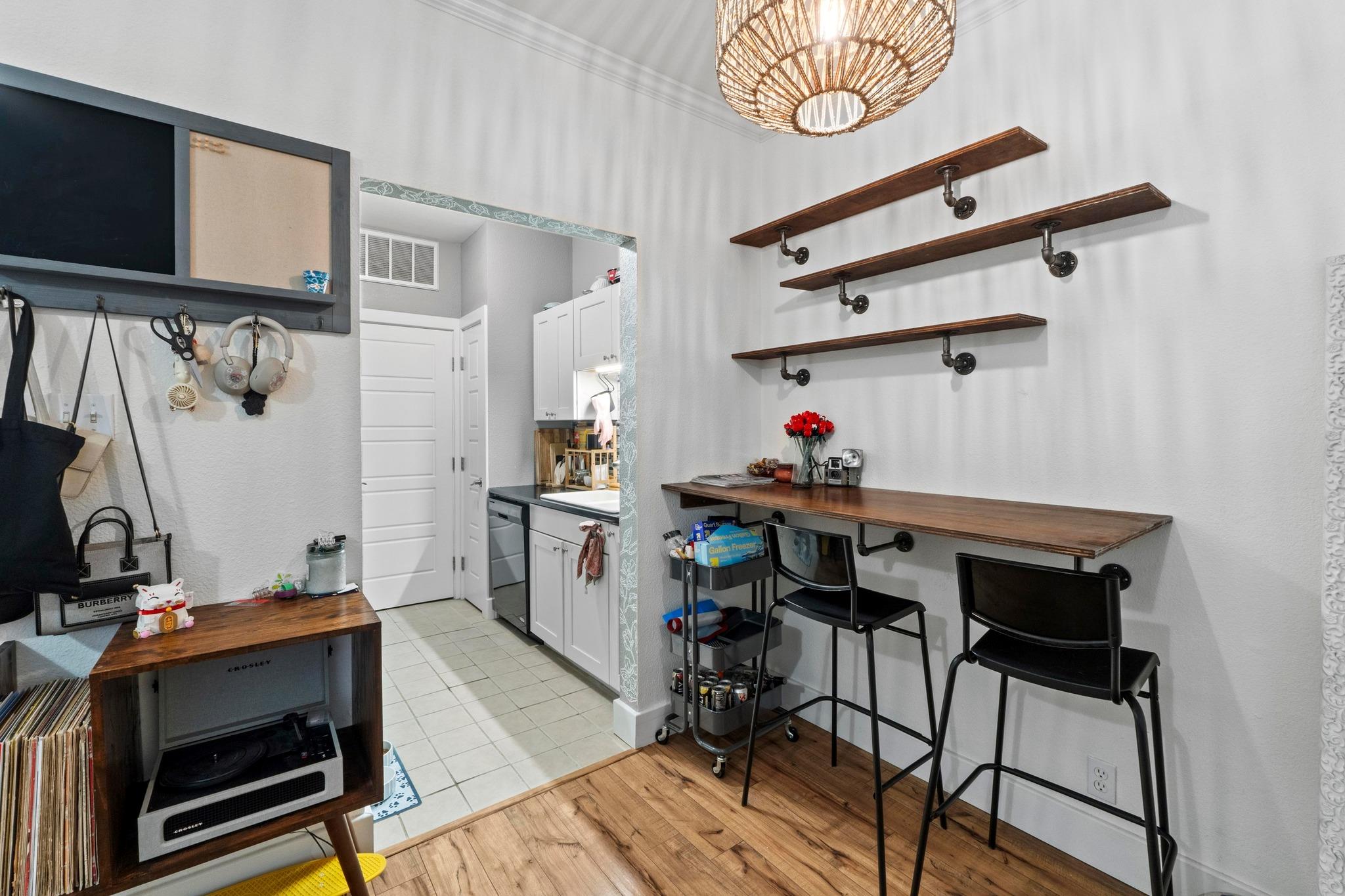 2804 Rio Grande St # 206, Austin, TX 78705