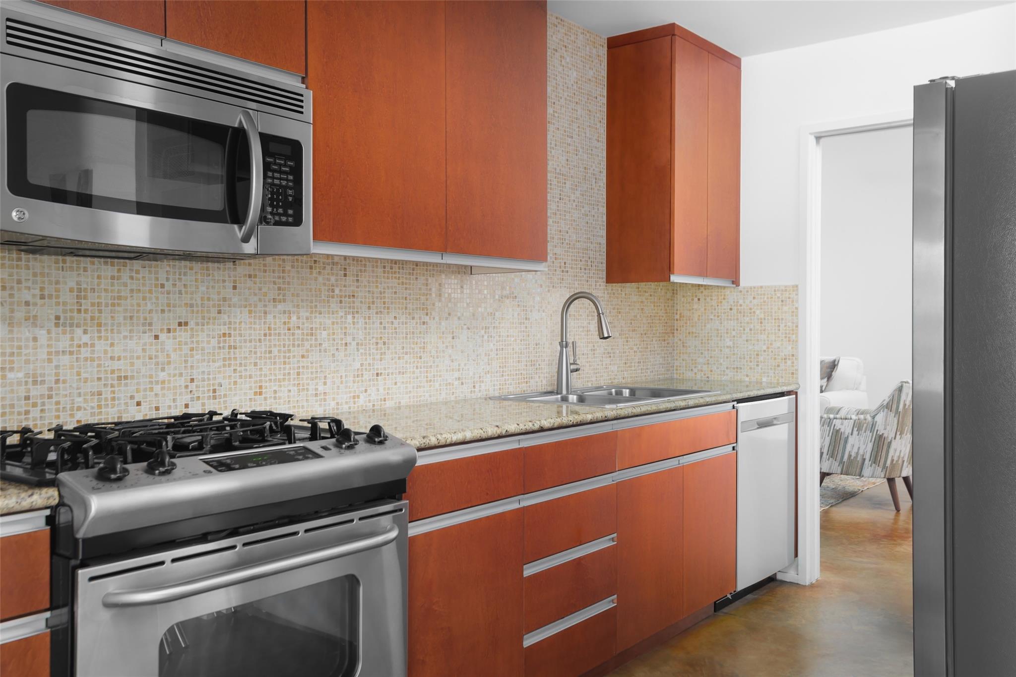 900 W North Loop Blvd, Austin, TX 78756