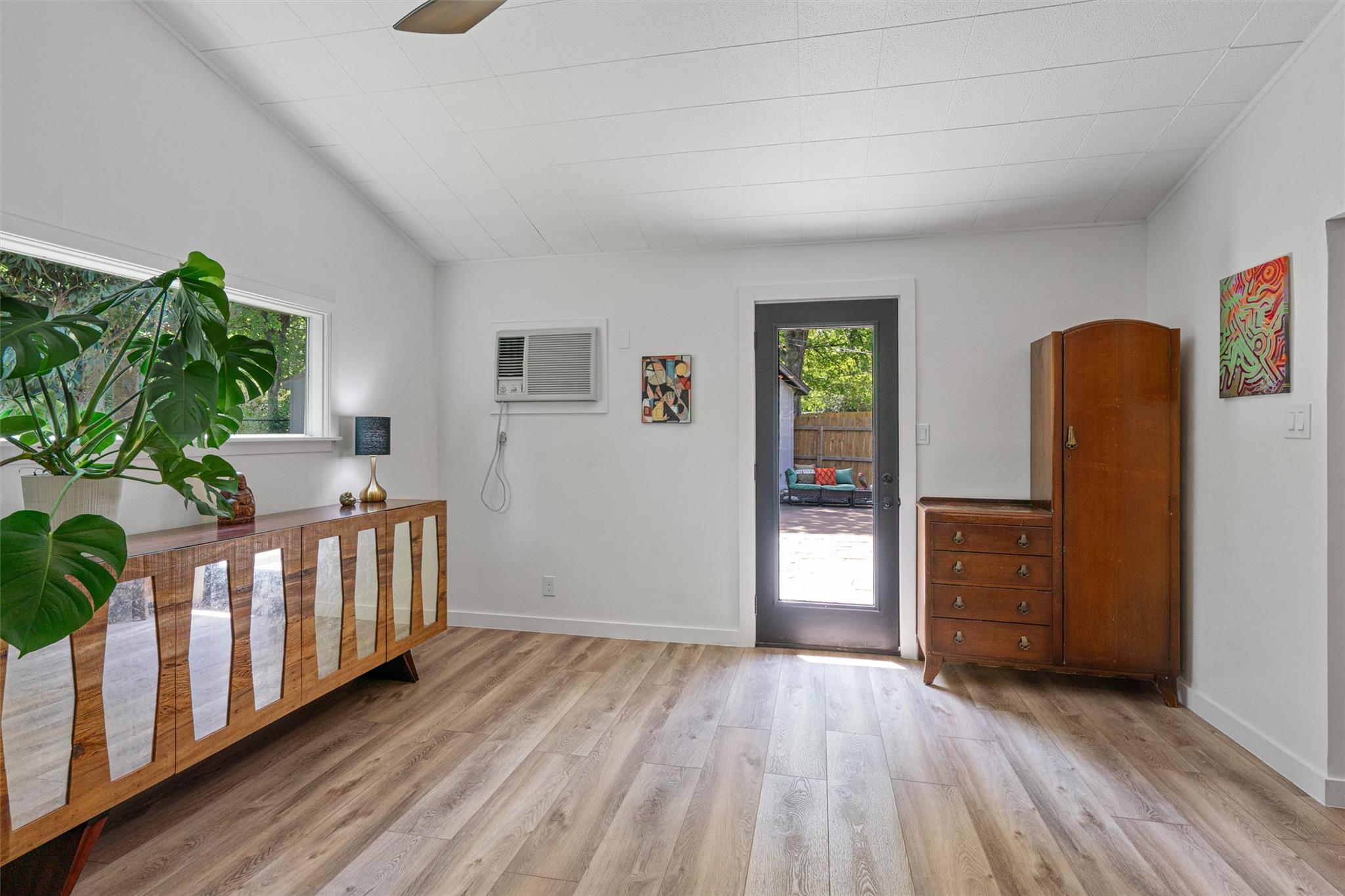 3005 Leaning Oak Cir, Austin, TX 78704
