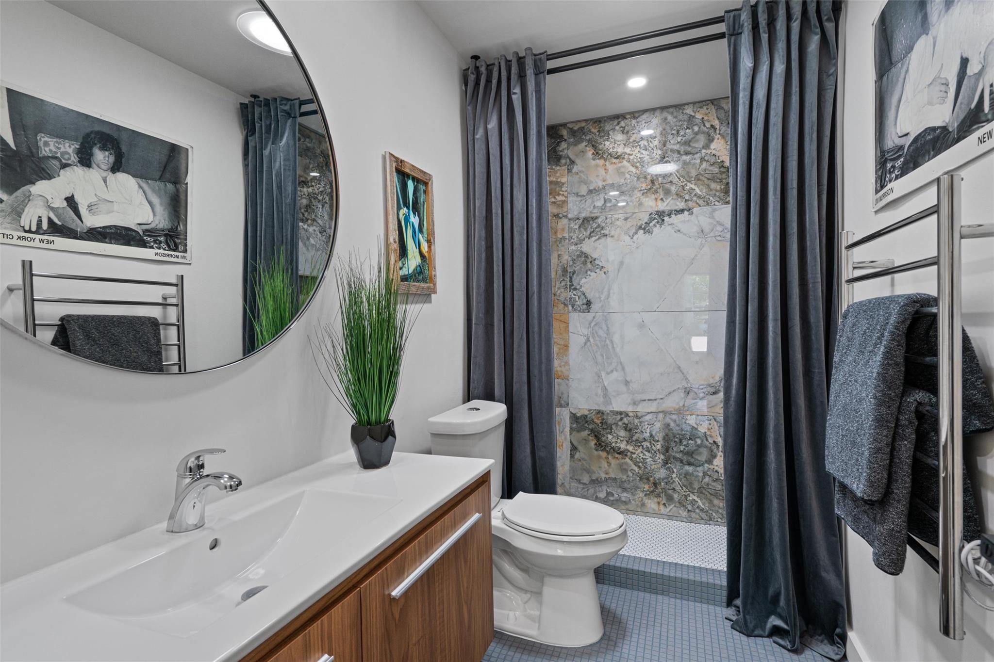 3005 Leaning Oak Cir, Austin, TX 78704