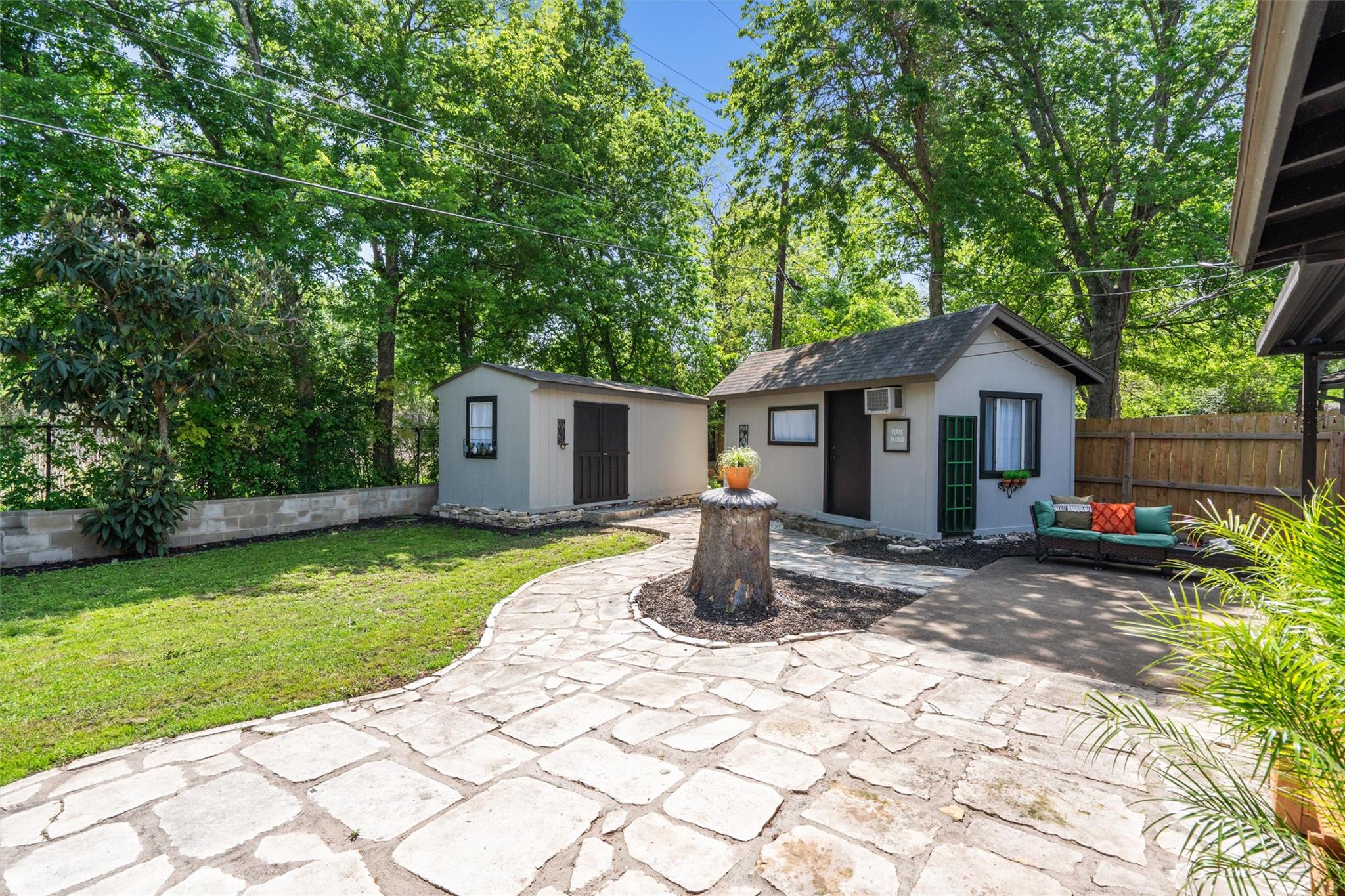 3005 Leaning Oak Cir, Austin, TX 78704