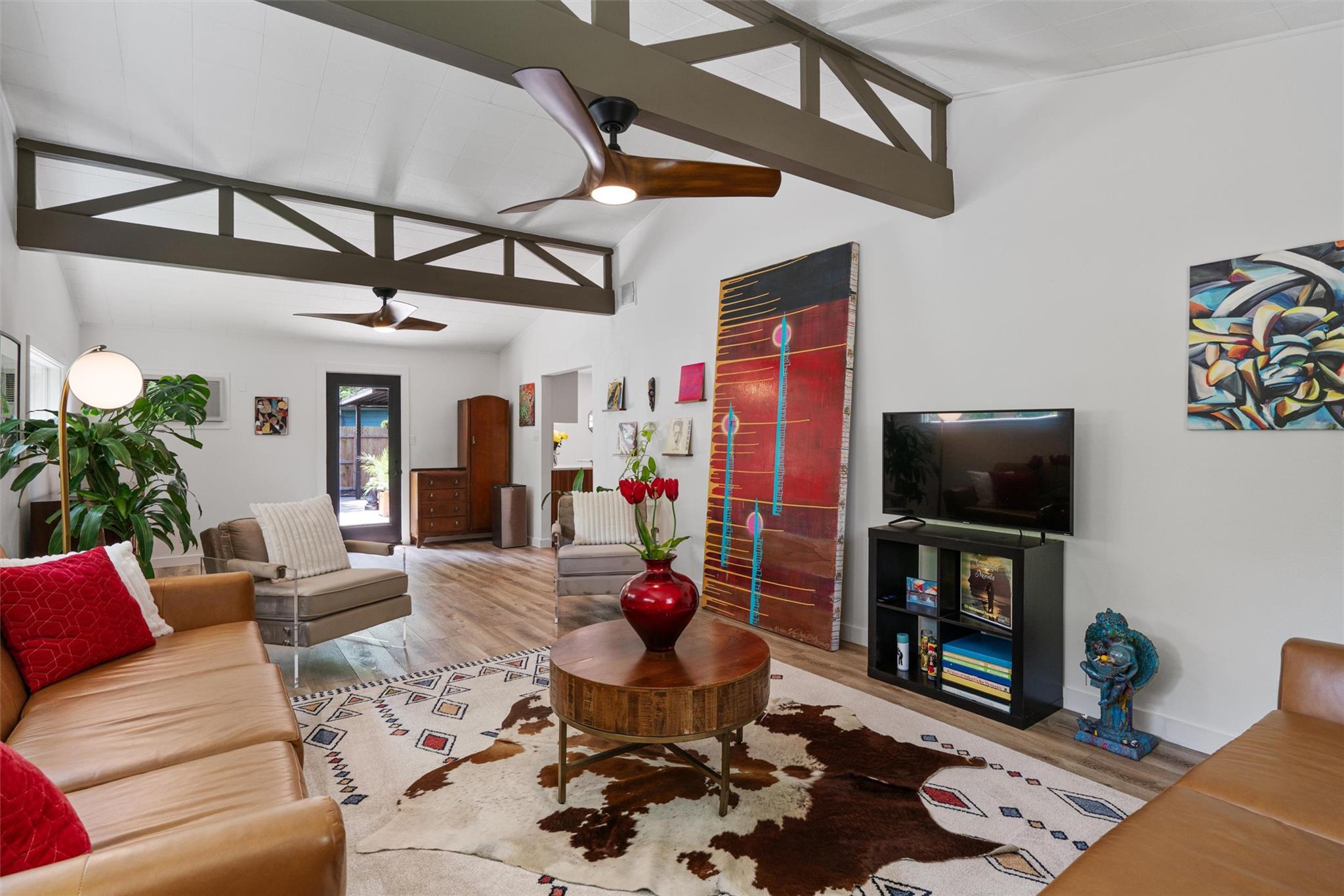3005 Leaning Oak Cir, Austin, TX 78704