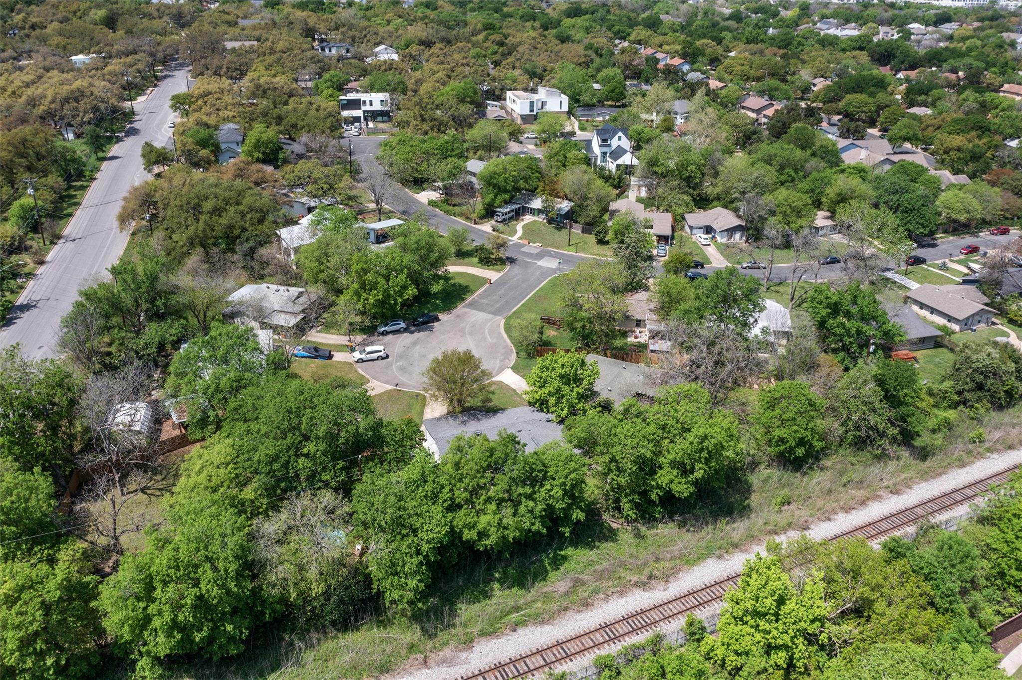 3005 Leaning Oak Cir, Austin, TX 78704