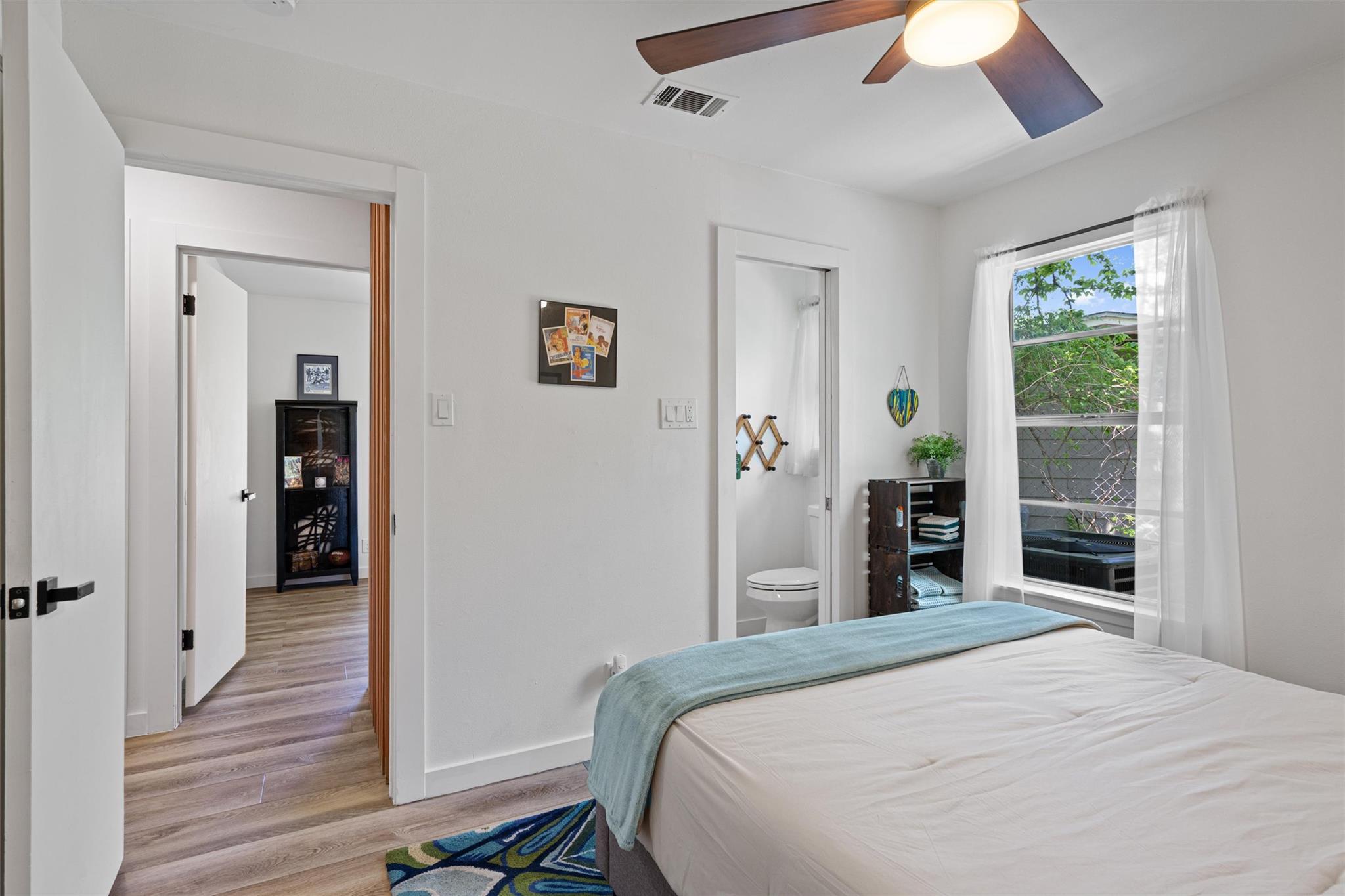 3005 Leaning Oak Cir, Austin, TX 78704