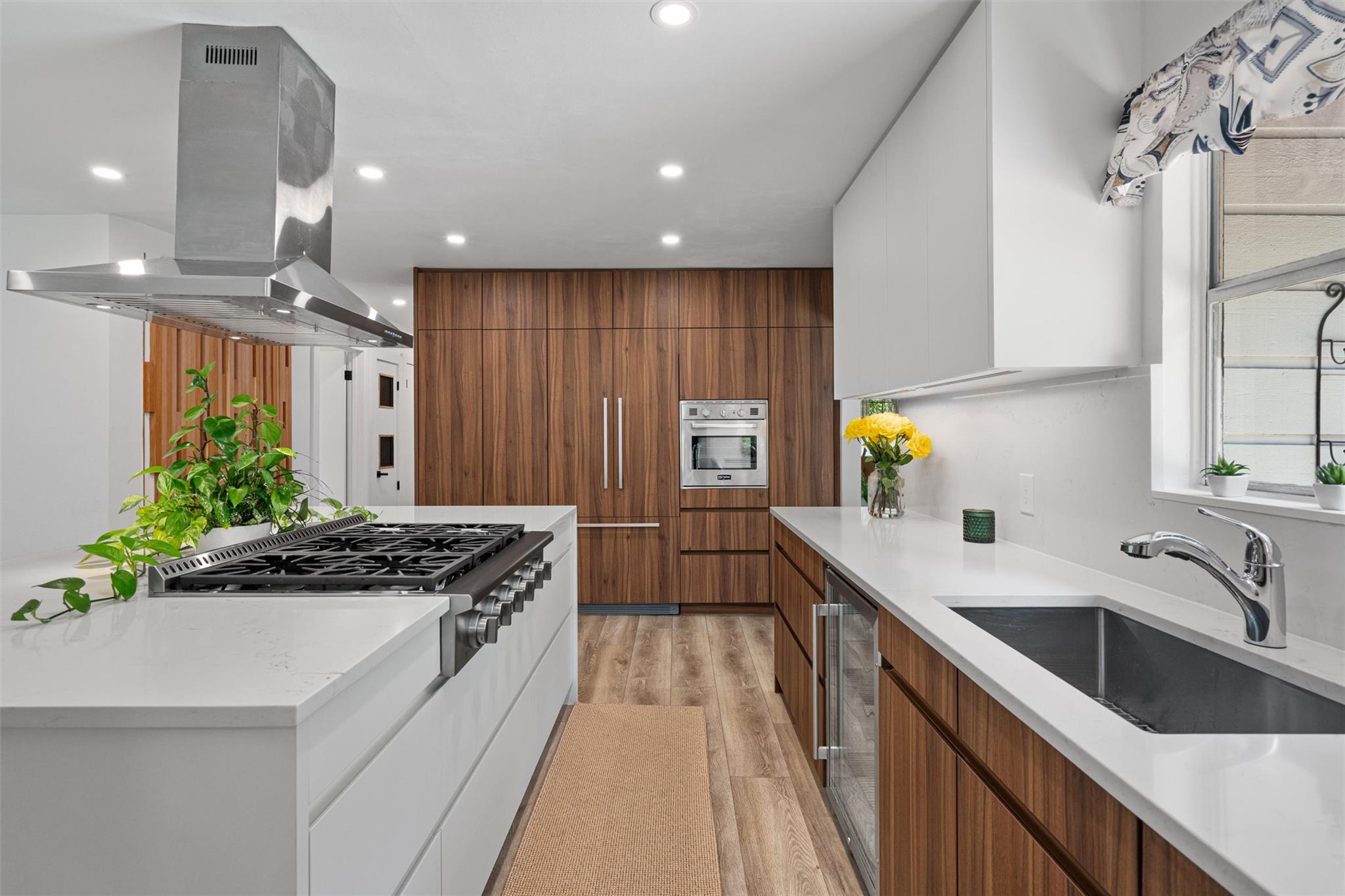 3005 Leaning Oak Cir, Austin, TX 78704