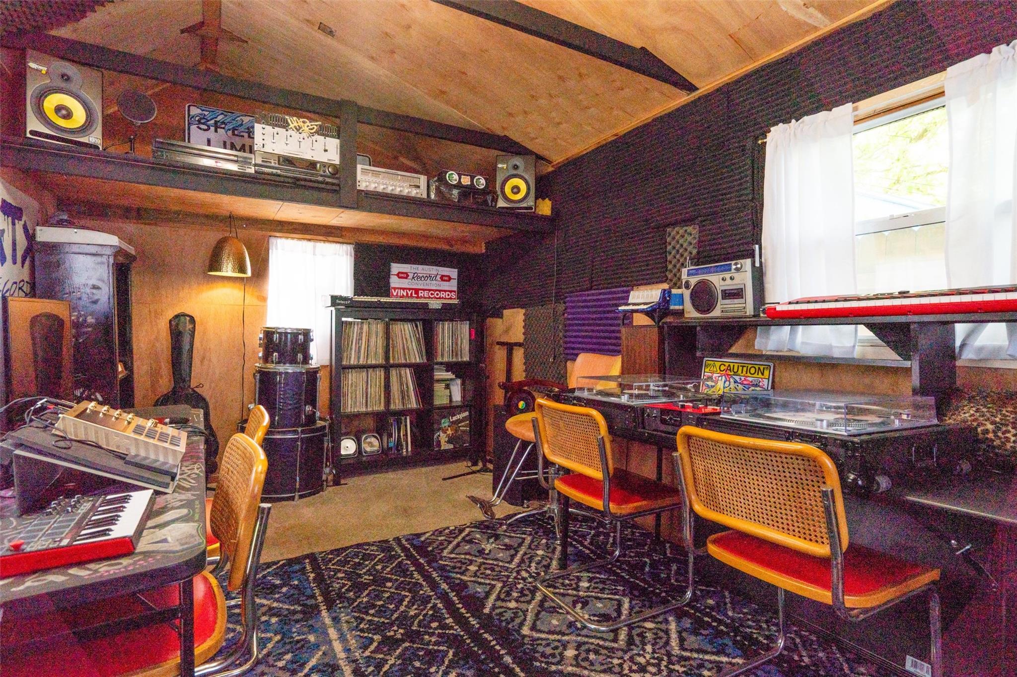 3005 Leaning Oak Cir, Austin, TX 78704