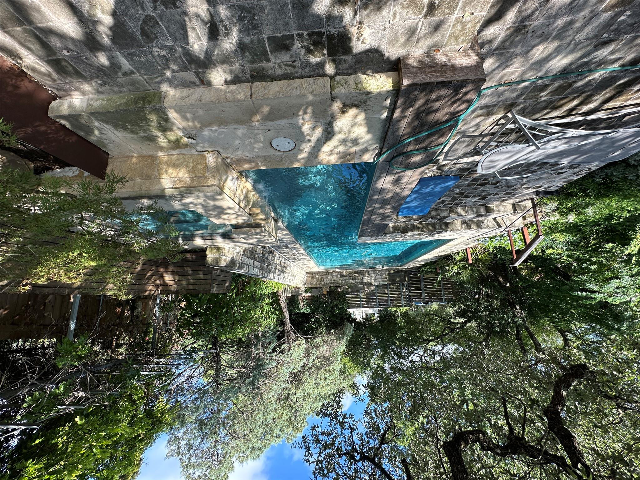 3 Brett Cv, Austin, TX 78746