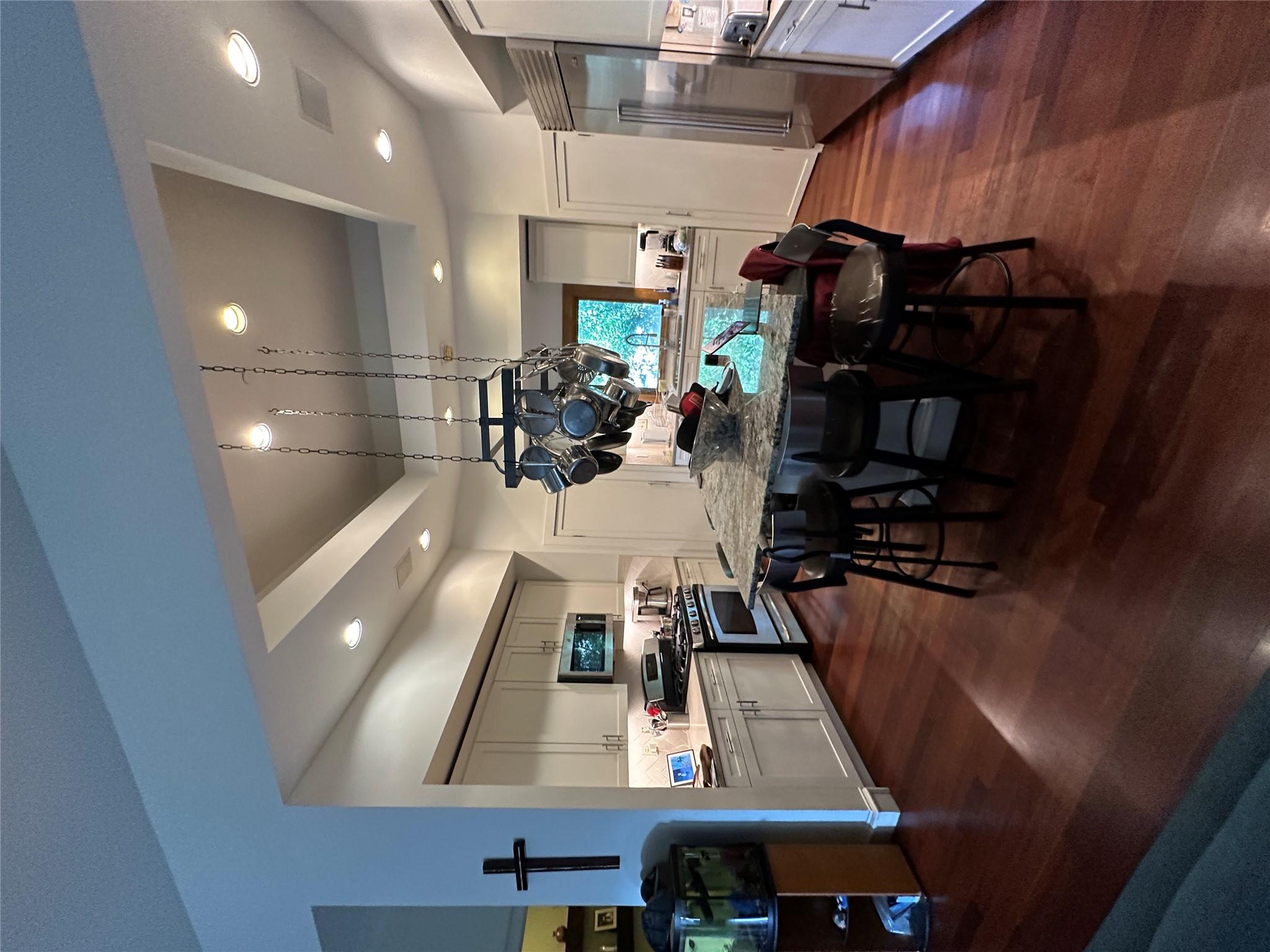 3 Brett Cv, Austin, TX 78746