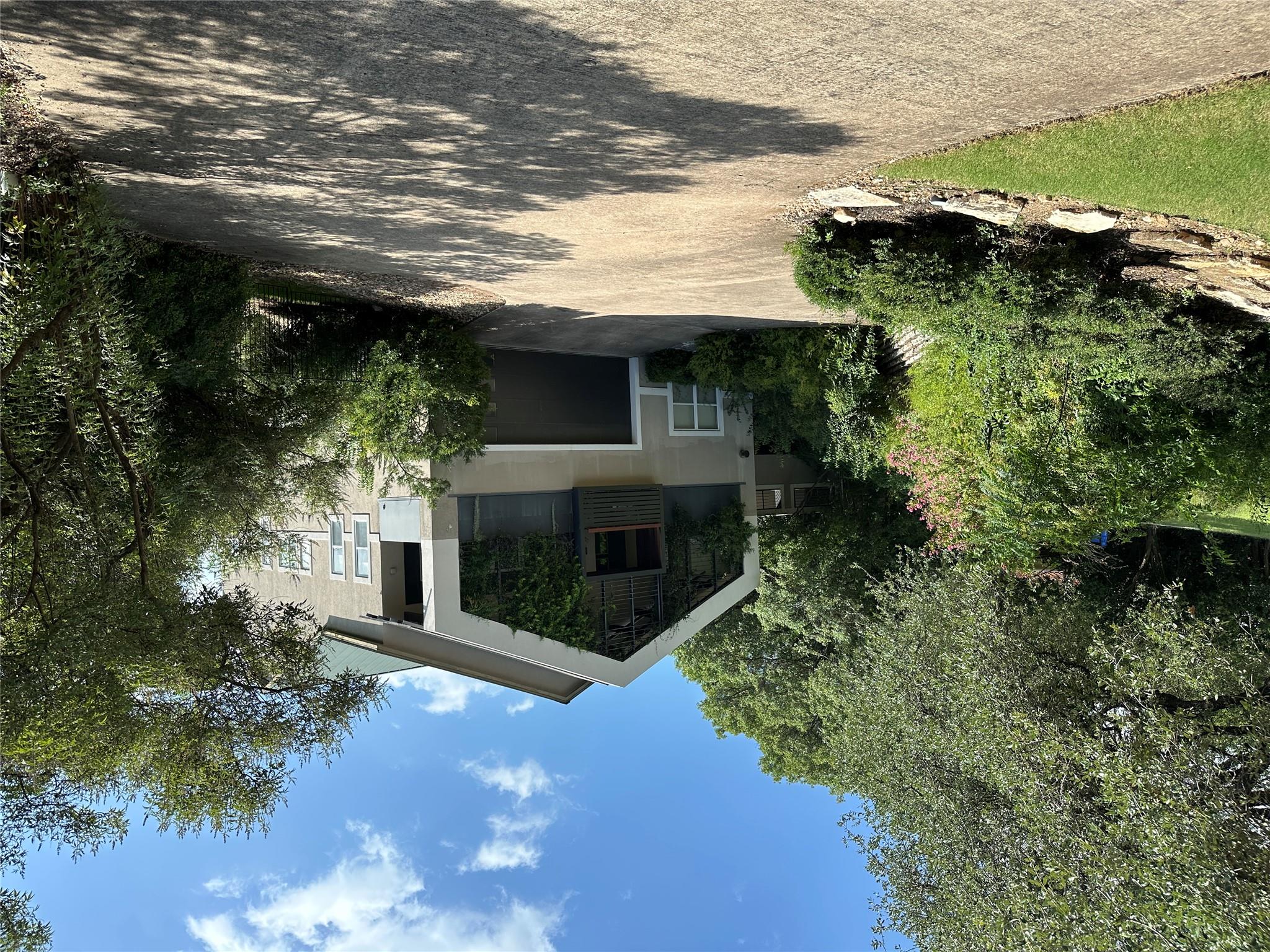 3 Brett Cv, Austin, TX 78746