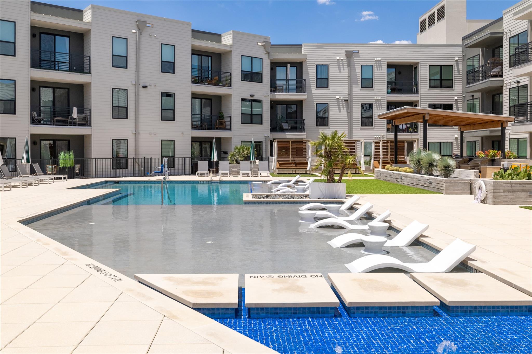 1701 Simond Ave # 312, Austin, TX 78723