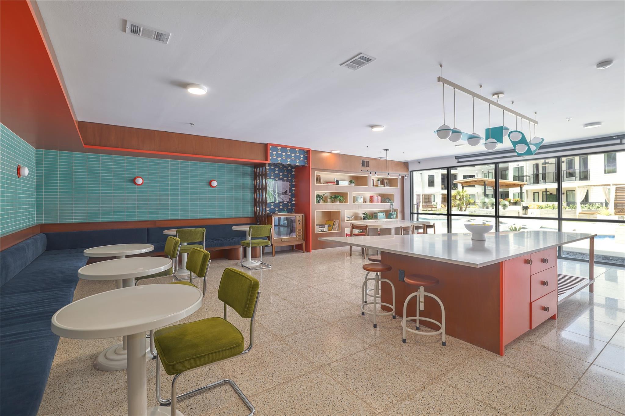 1701 Simond Ave # 312, Austin, TX 78723