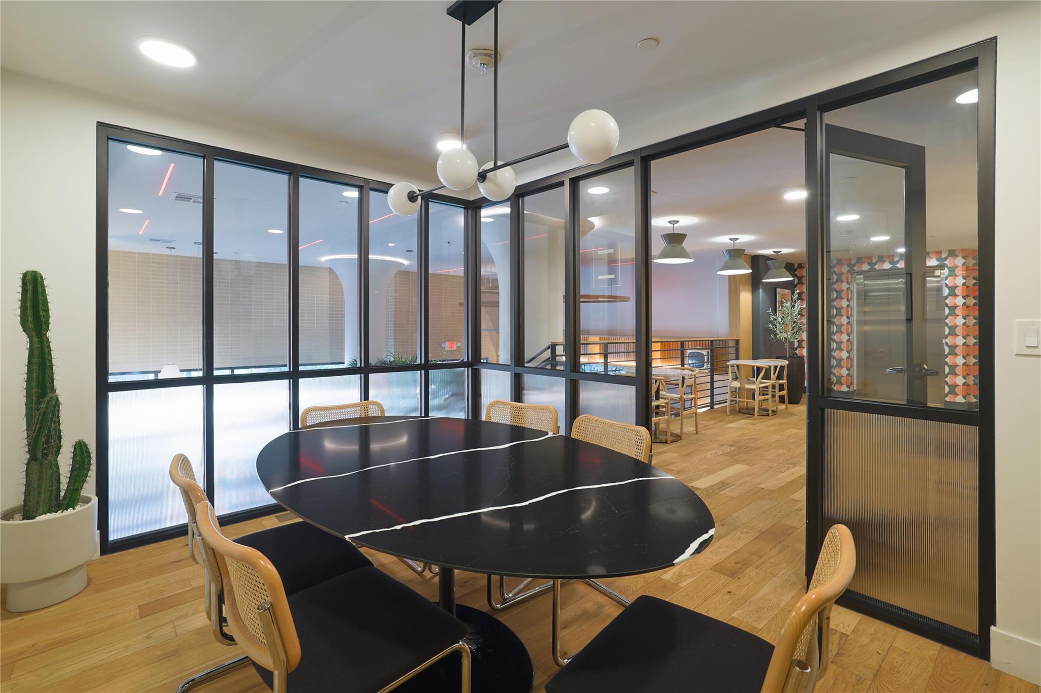 1701 Simond Ave # 312, Austin, TX 78723