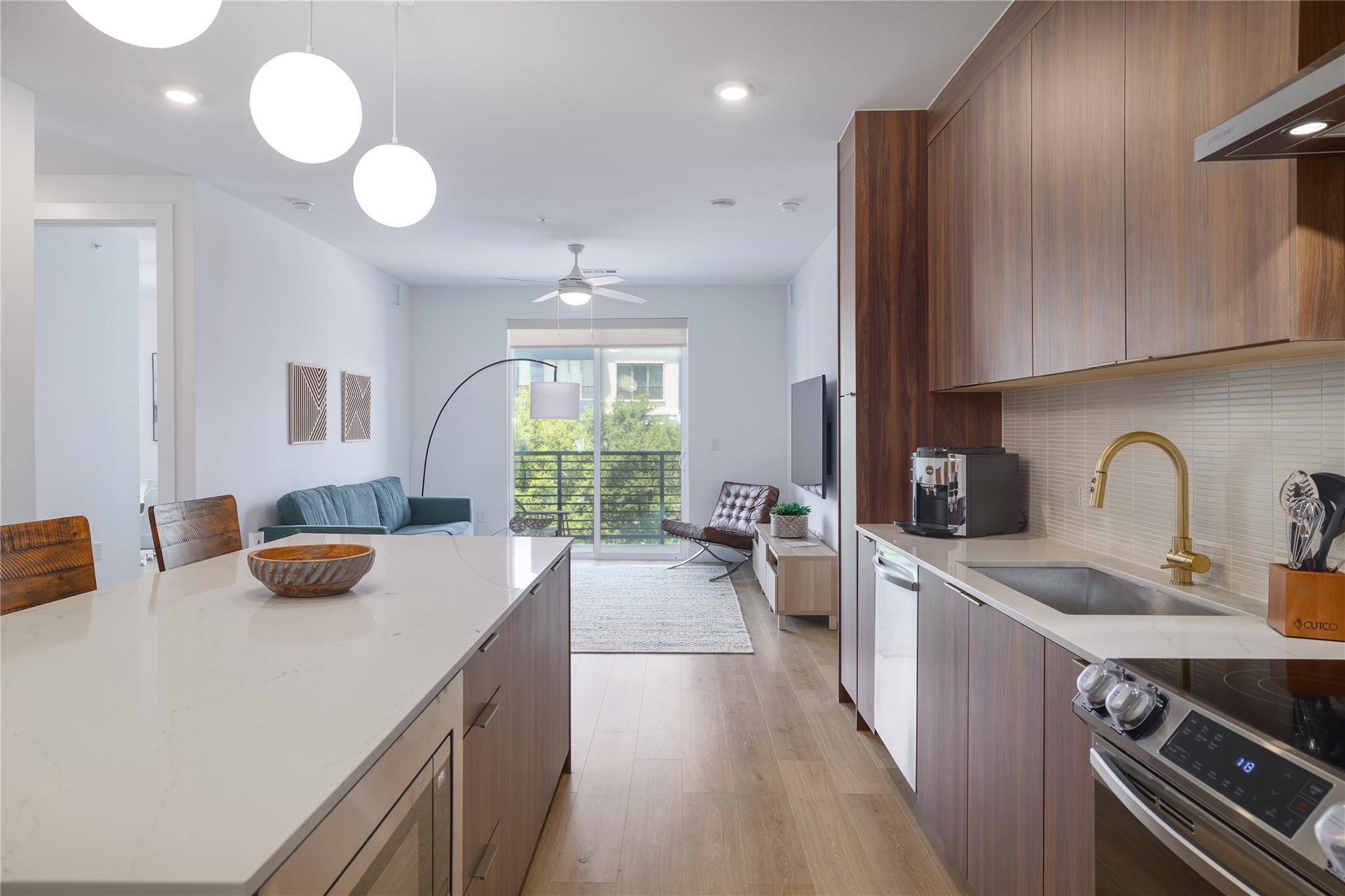 1701 Simond Ave # 312, Austin, TX 78723