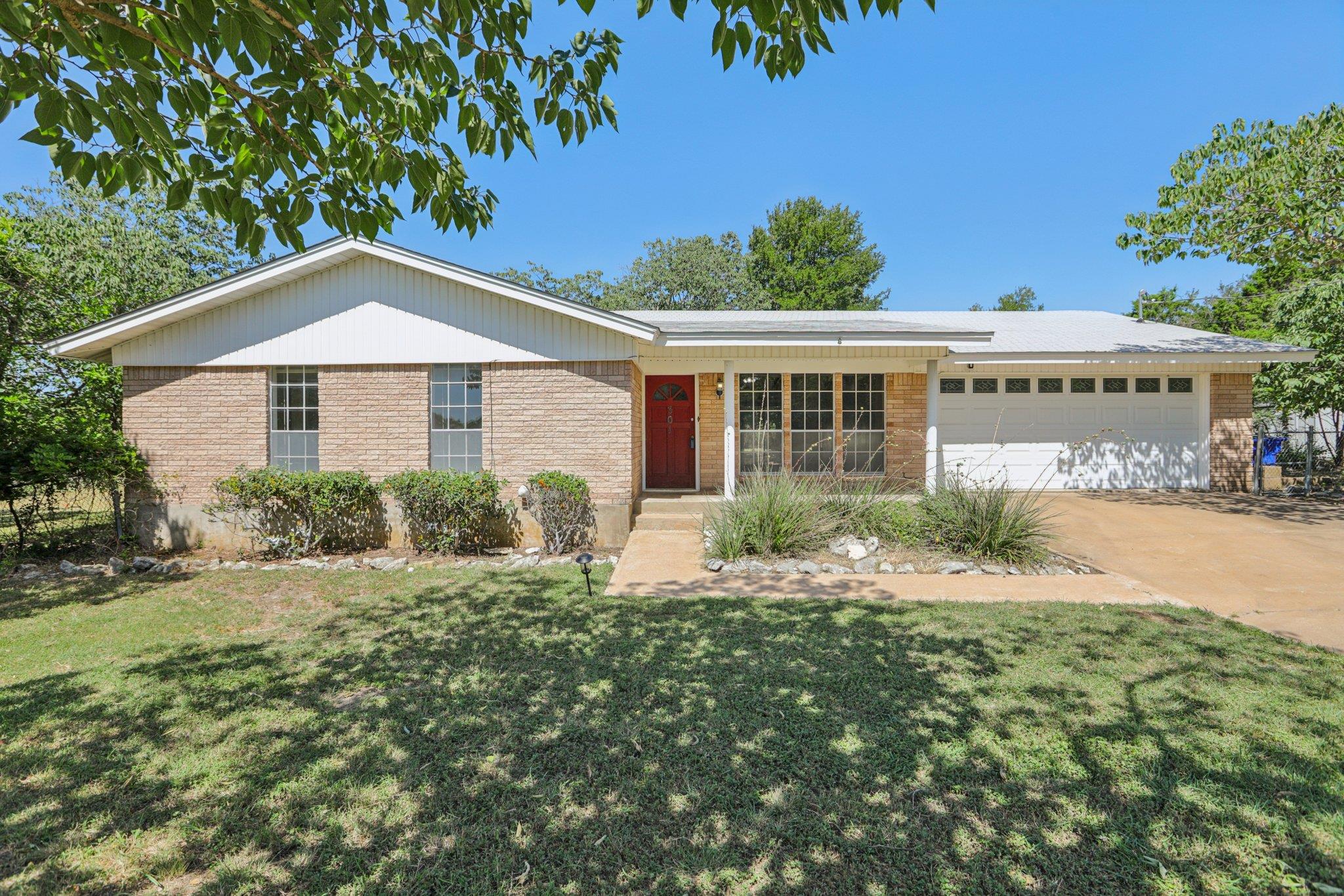 301 Cardinal Ln, Cedar Park, TX 78613