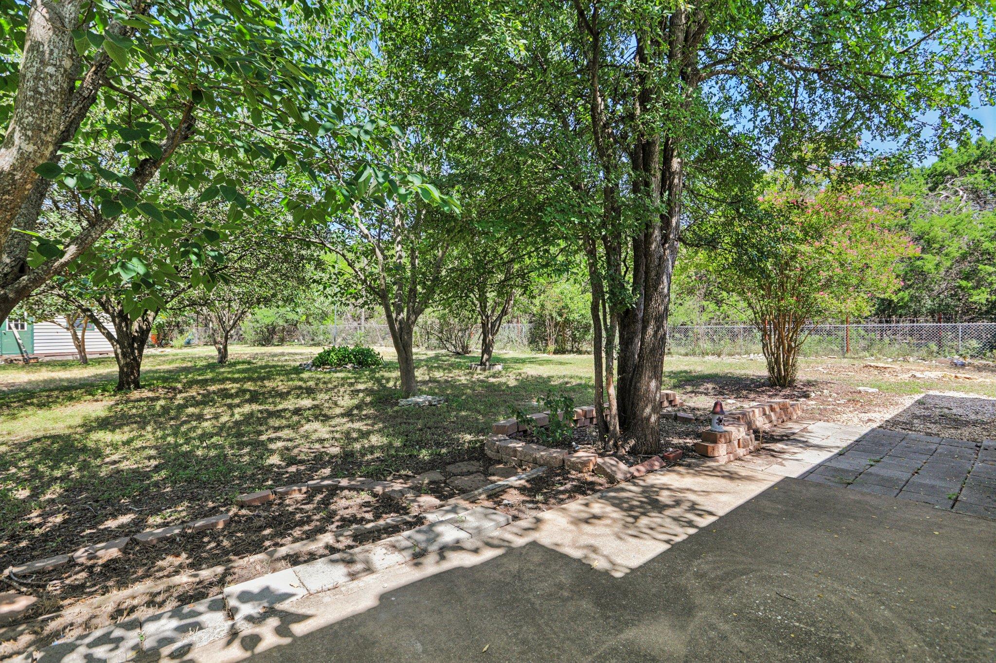 301 Cardinal Ln, Cedar Park, TX 78613