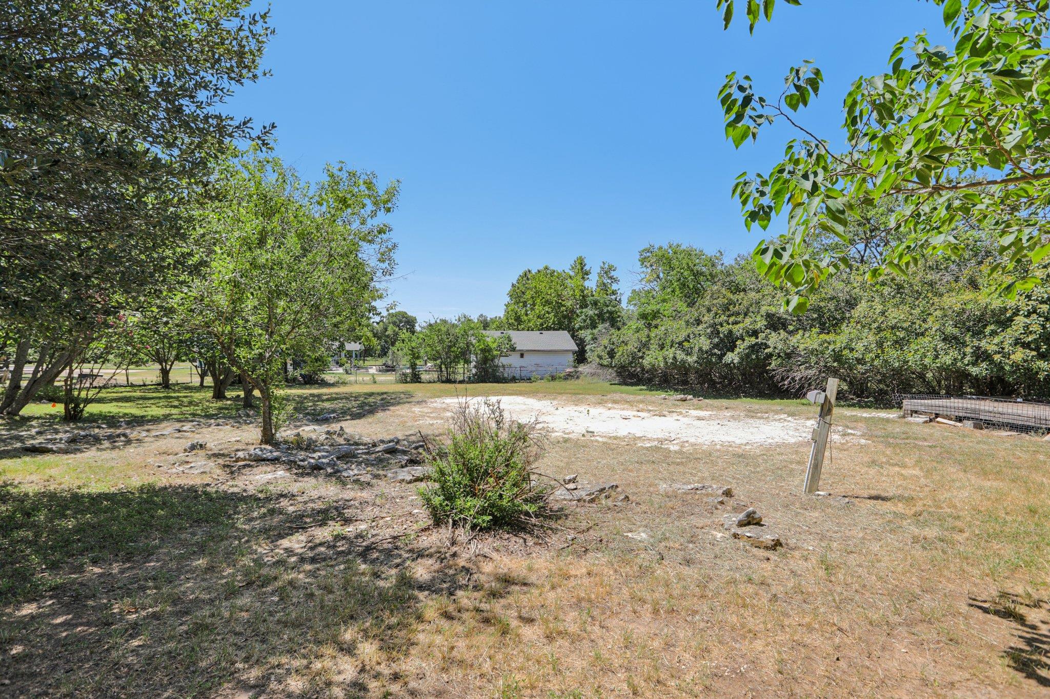 301 Cardinal Ln, Cedar Park, TX 78613