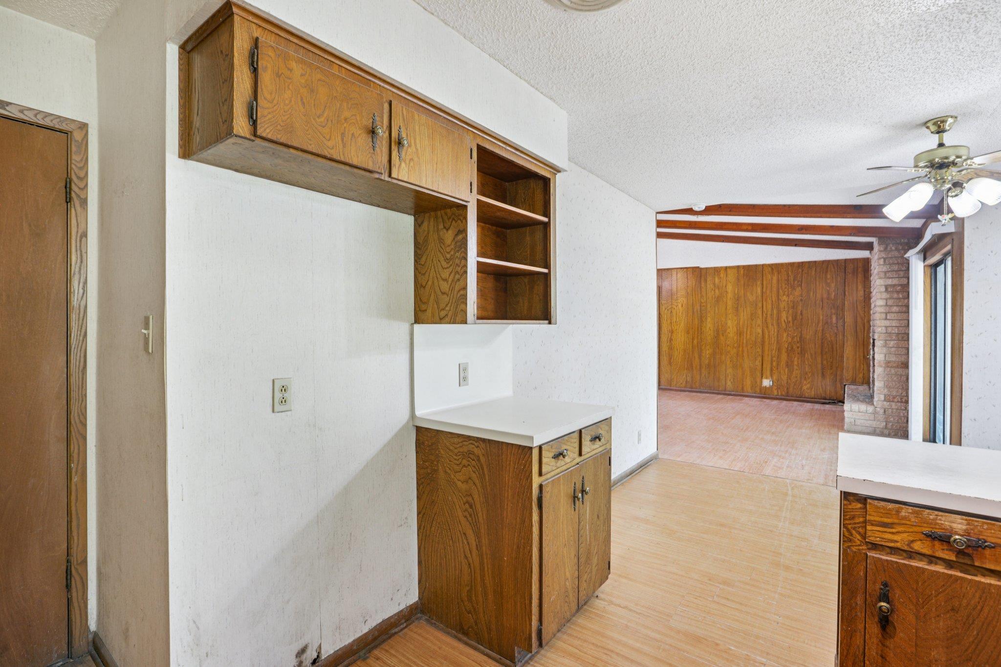 301 Cardinal Ln, Cedar Park, TX 78613