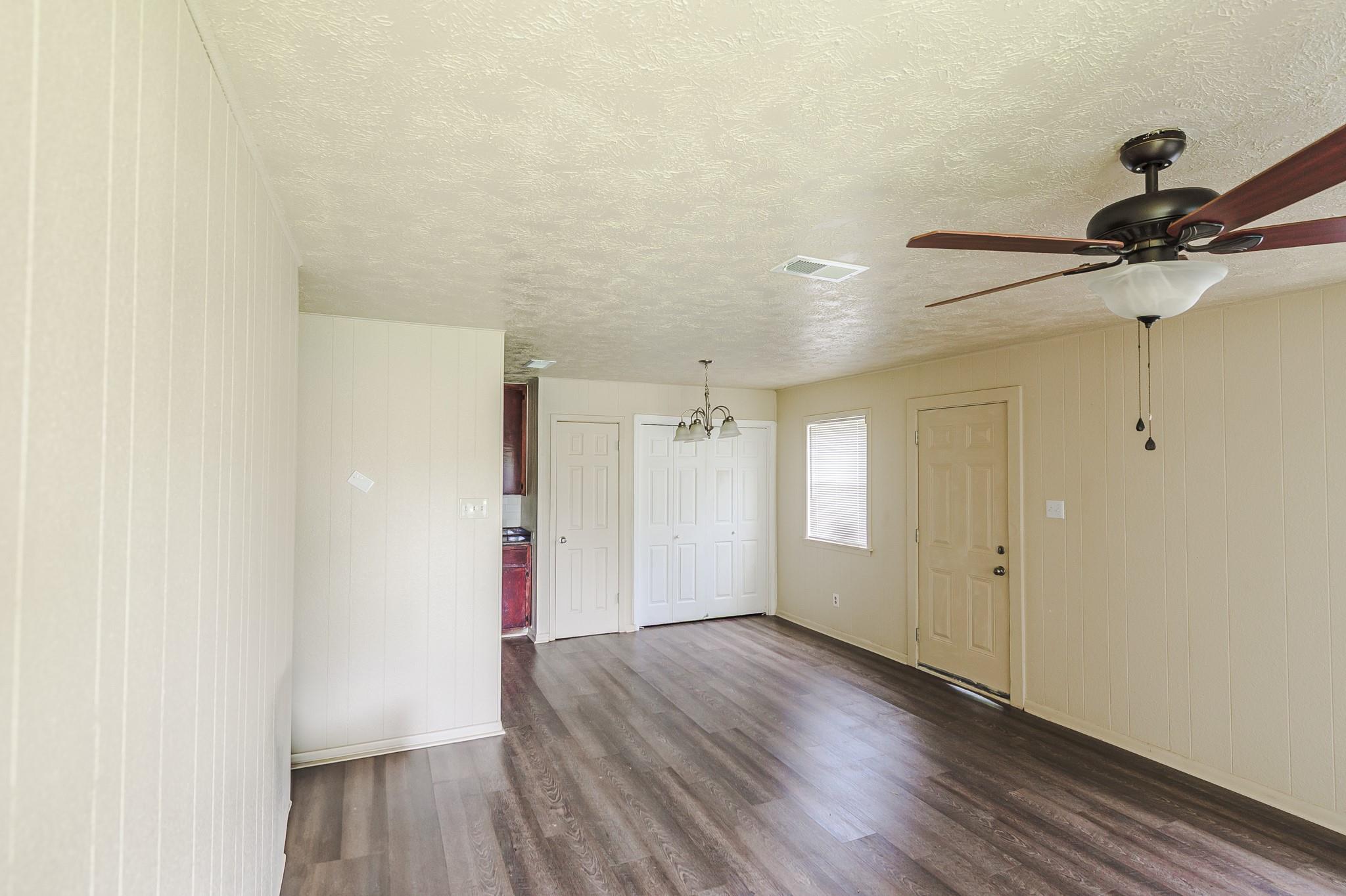 601 Martin Luther King Blvd, Cameron, TX 76520