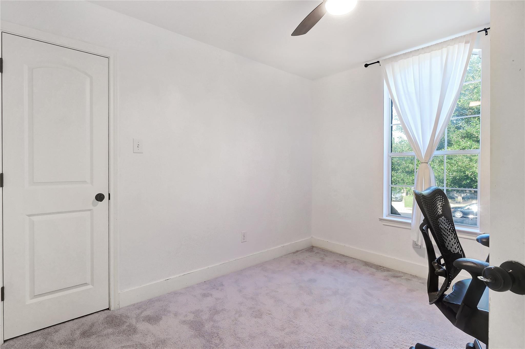 3930 Harvey Penick Dr, Round Rock, TX 78664