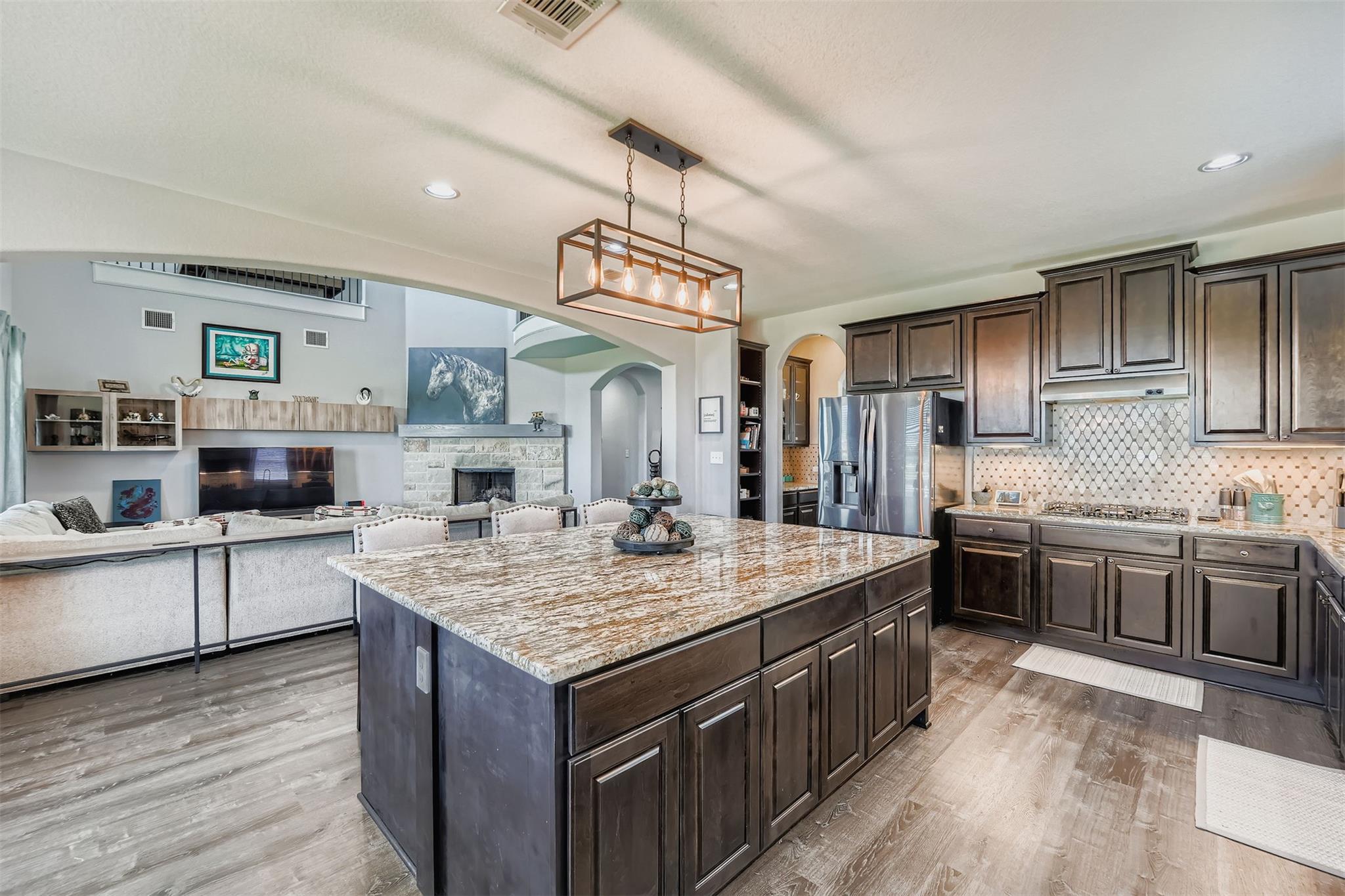 5821 Mantalcino Dr, Round Rock, TX 78665