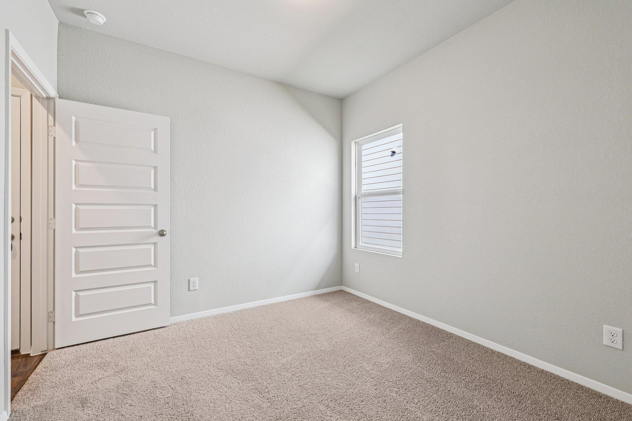 120 Adze Dr, Liberty Hill, TX 78642