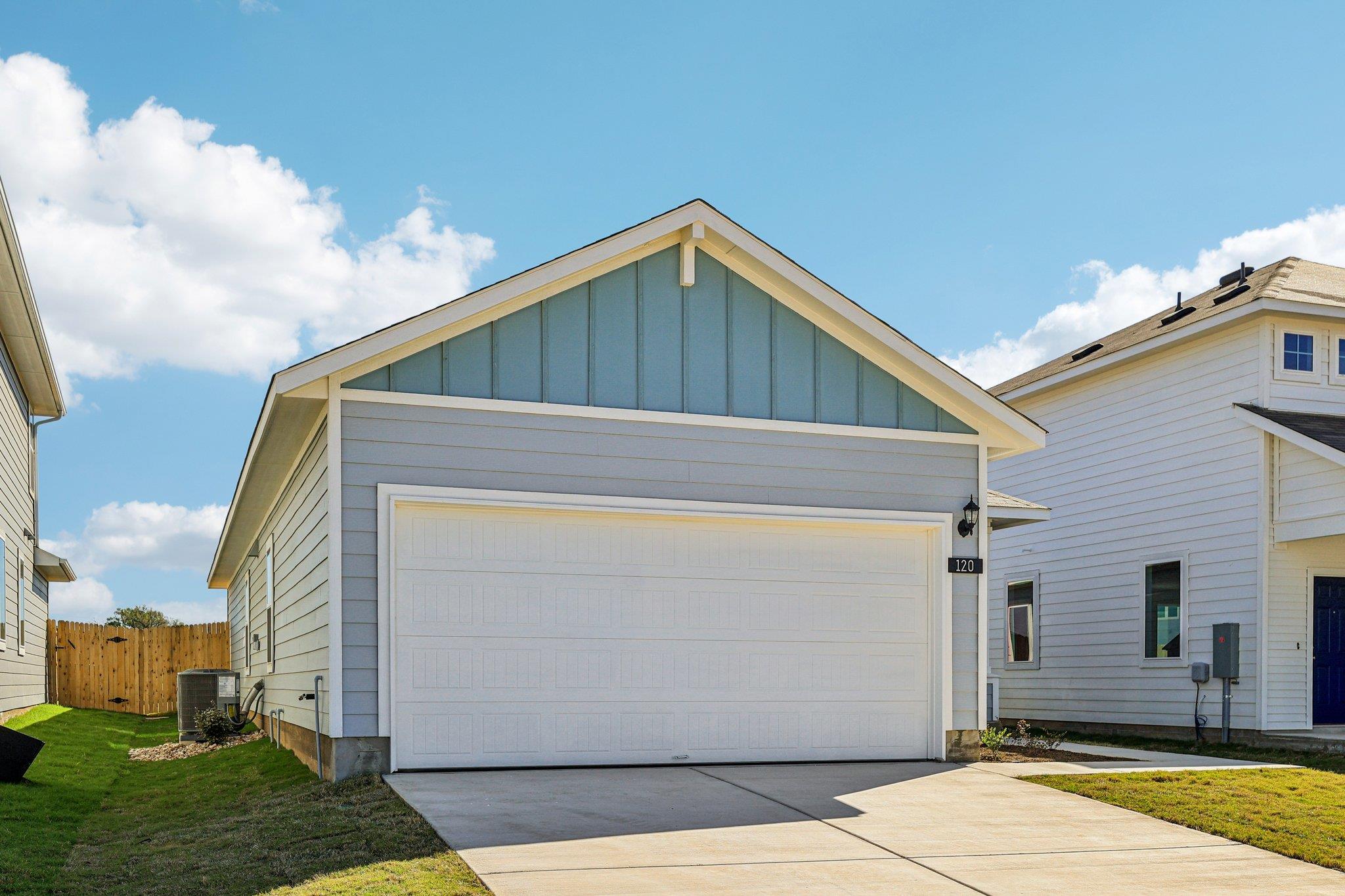 120 Adze Dr, Liberty Hill, TX 78642