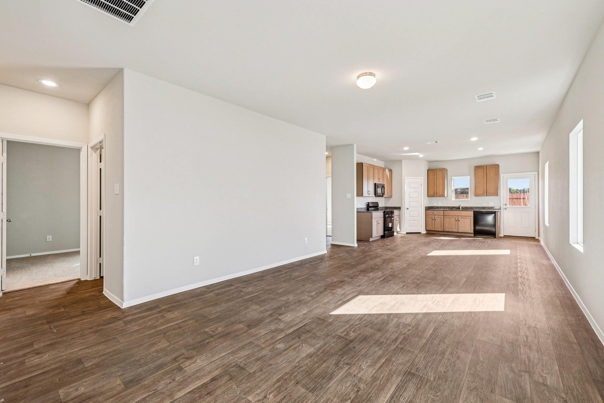 120 Adze Dr, Liberty Hill, TX 78642