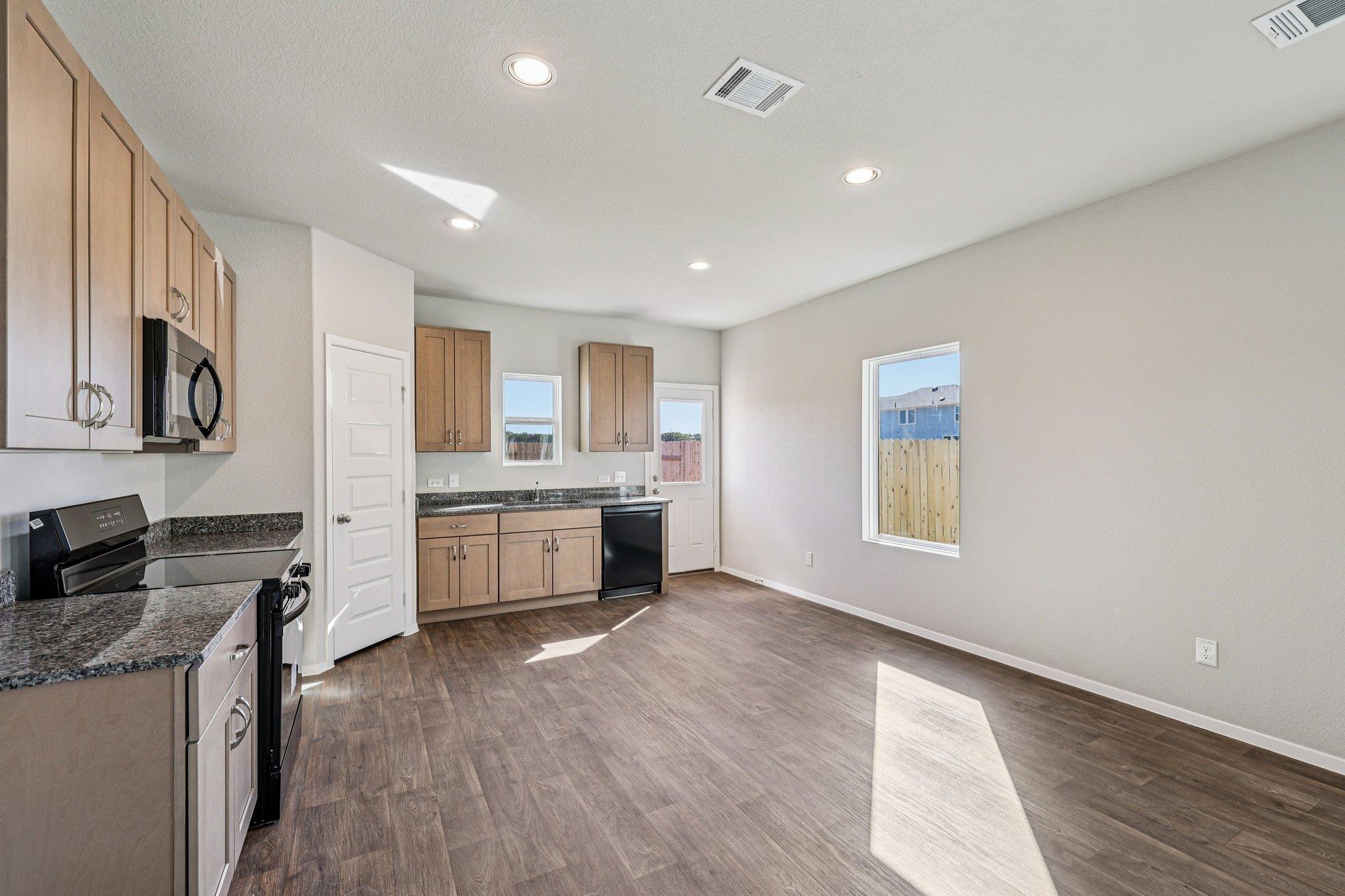 120 Adze Dr, Liberty Hill, TX 78642