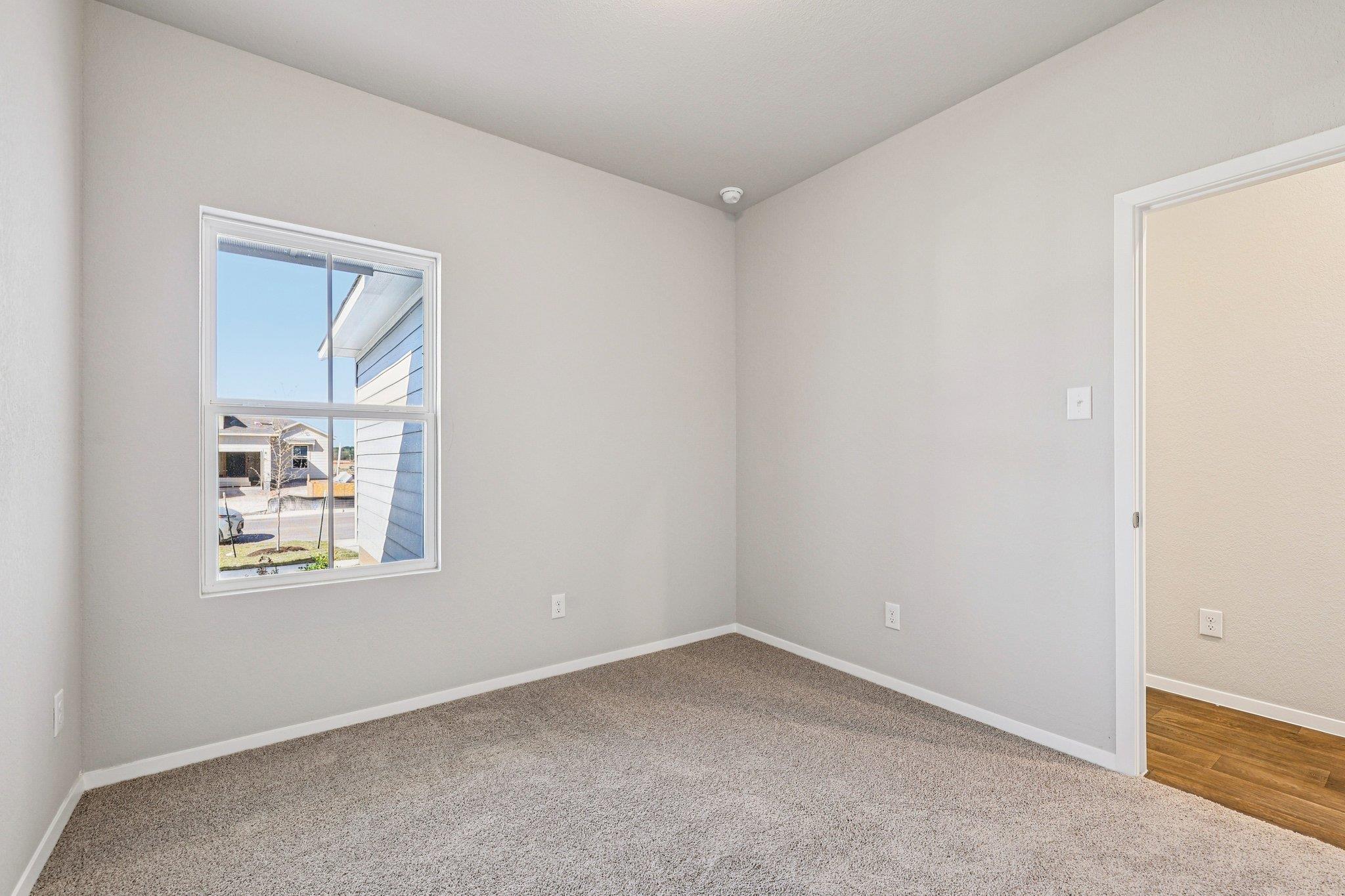 120 Adze Dr, Liberty Hill, TX 78642