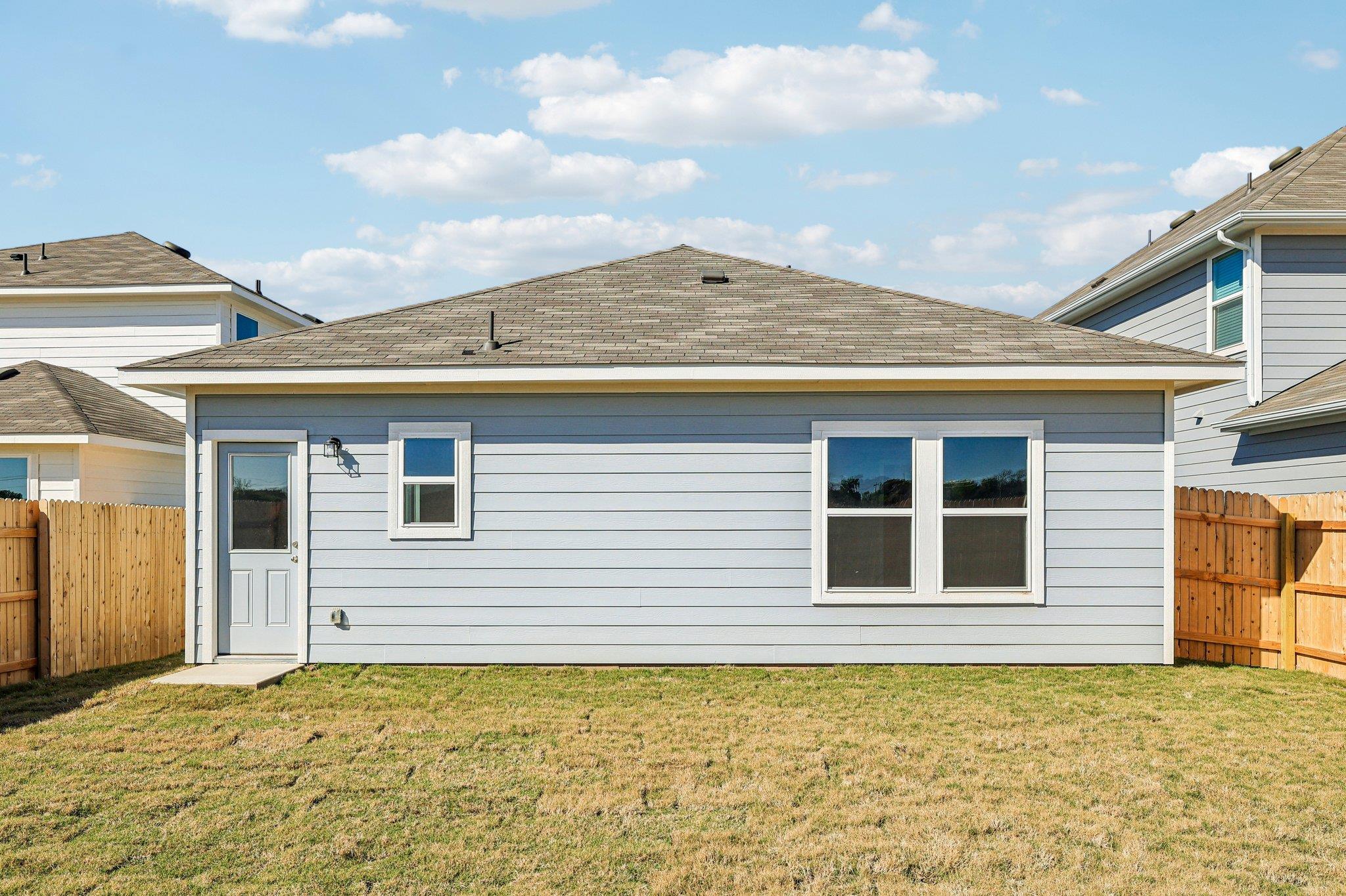 120 Adze Dr, Liberty Hill, TX 78642