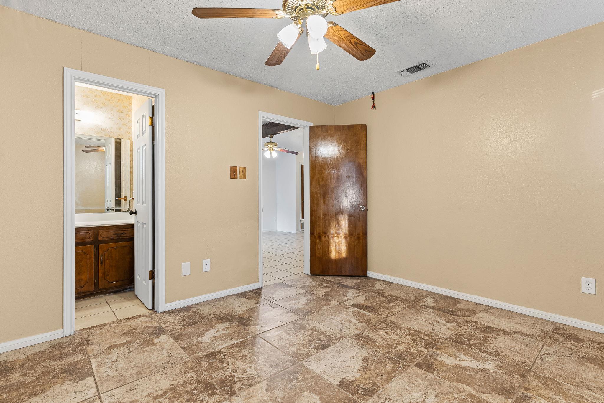 2013 Moonlight Dr, Killeen, TX 76543