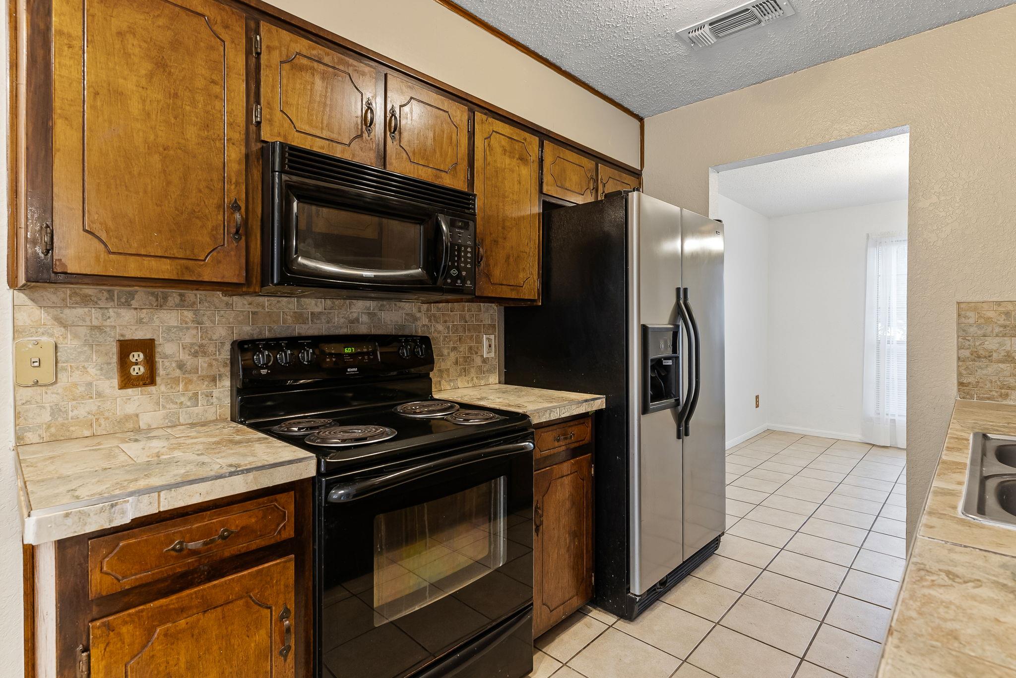 2013 Moonlight Dr, Killeen, TX 76543