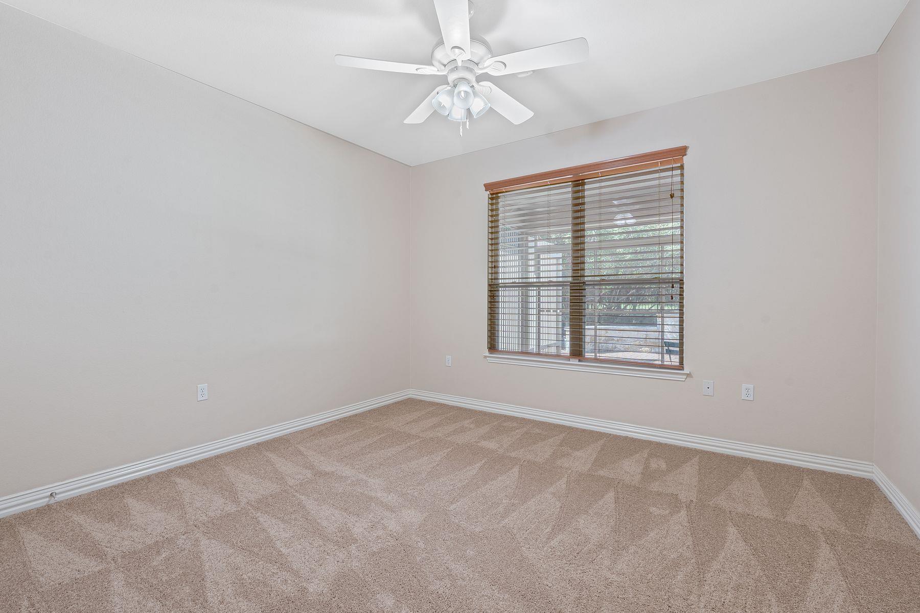 203 Independence Creek Ln, Georgetown, TX 78633