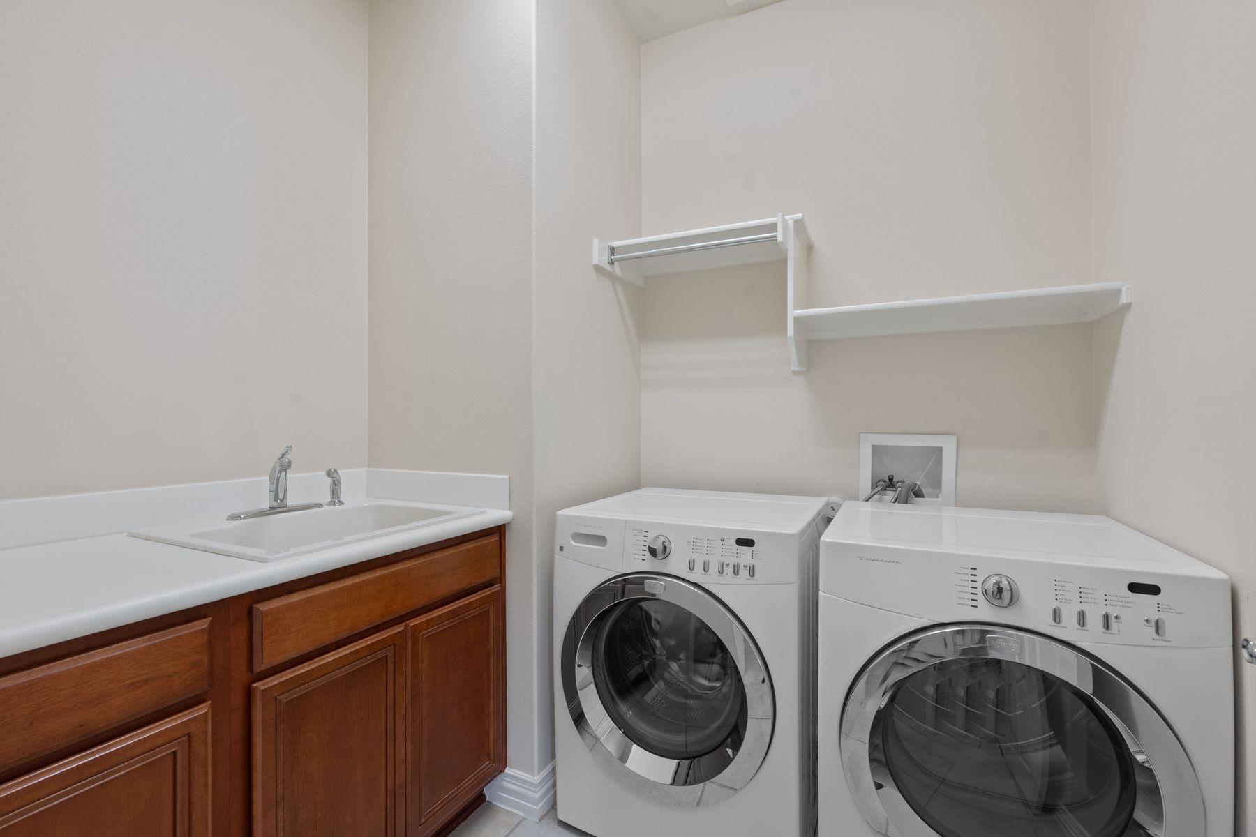 203 Independence Creek Ln, Georgetown, TX 78633