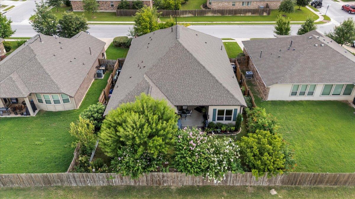 205 Headwaters Dr, Bastrop, TX 78602