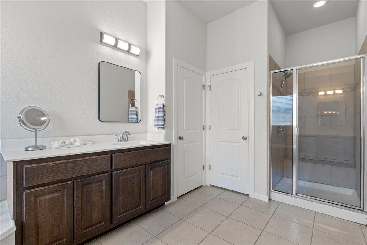 205 Headwaters Dr, Bastrop, TX 78602