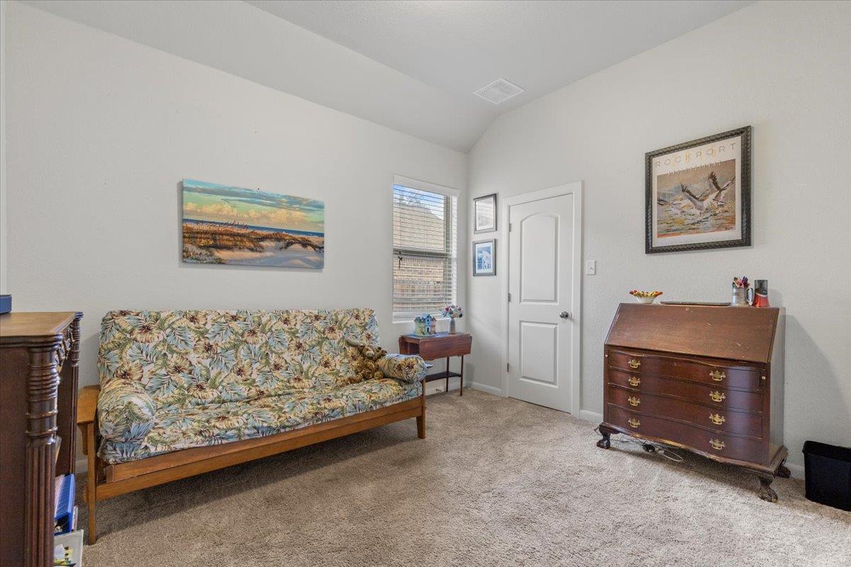 205 Headwaters Dr, Bastrop, TX 78602