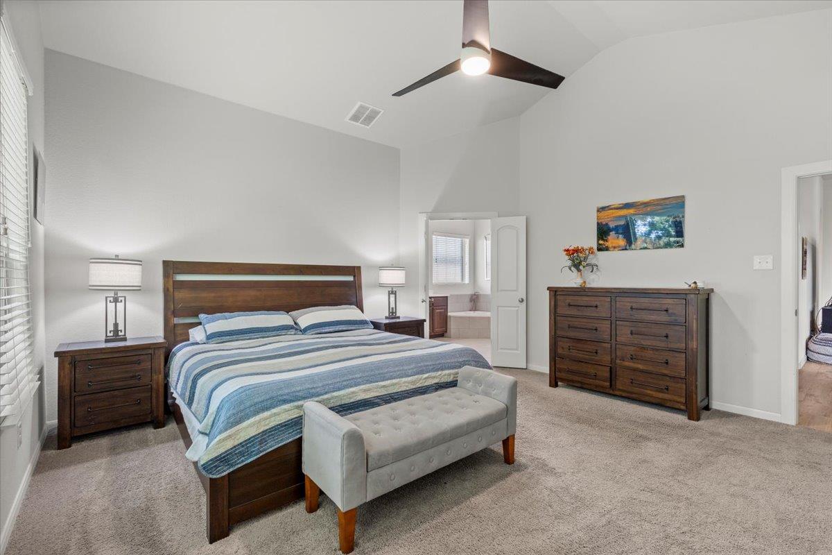 205 Headwaters Dr, Bastrop, TX 78602