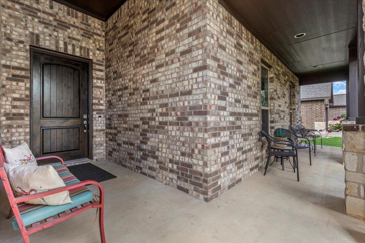 205 Headwaters Dr, Bastrop, TX 78602
