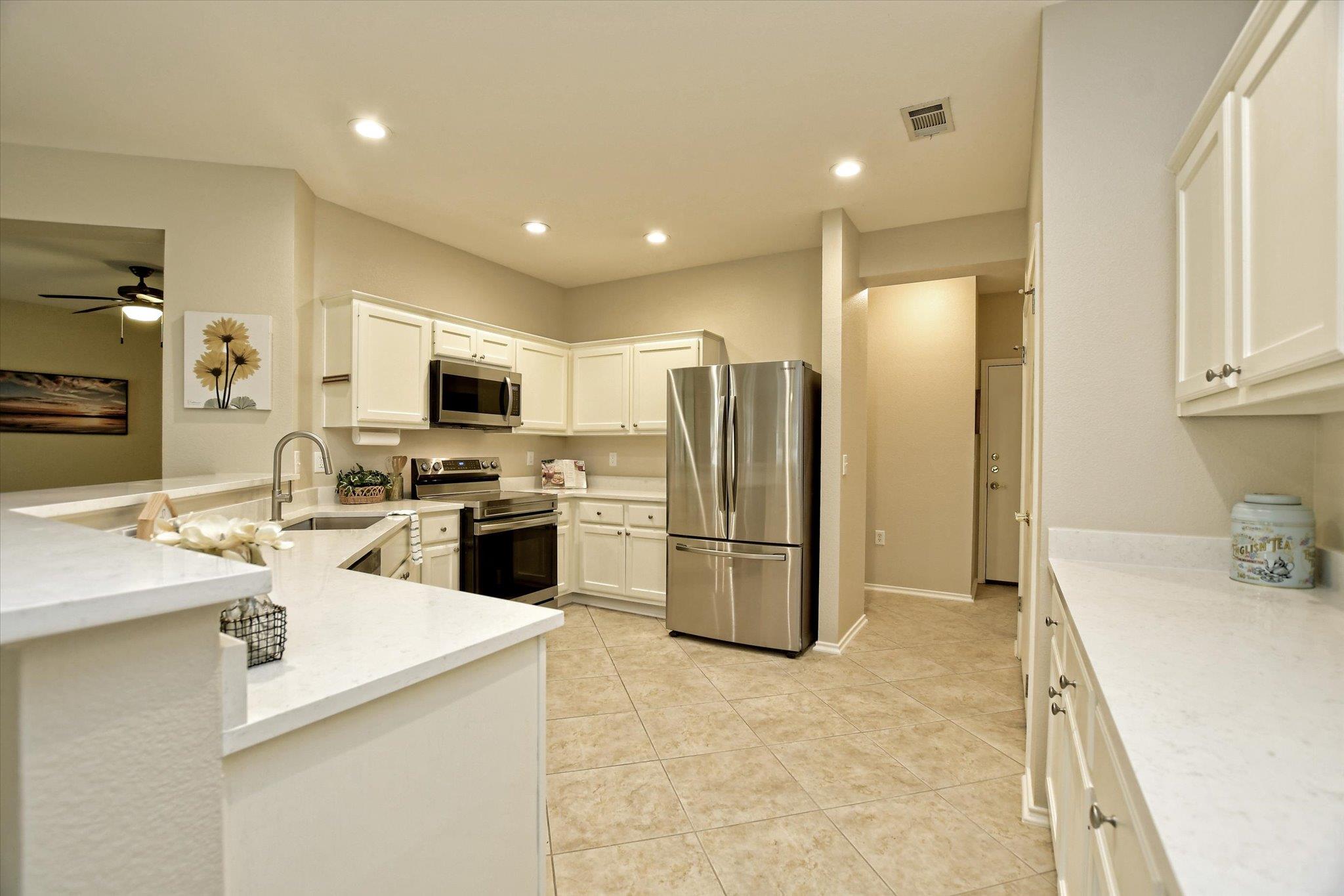 202 Whippoorwill Cv, Georgetown, TX 78633