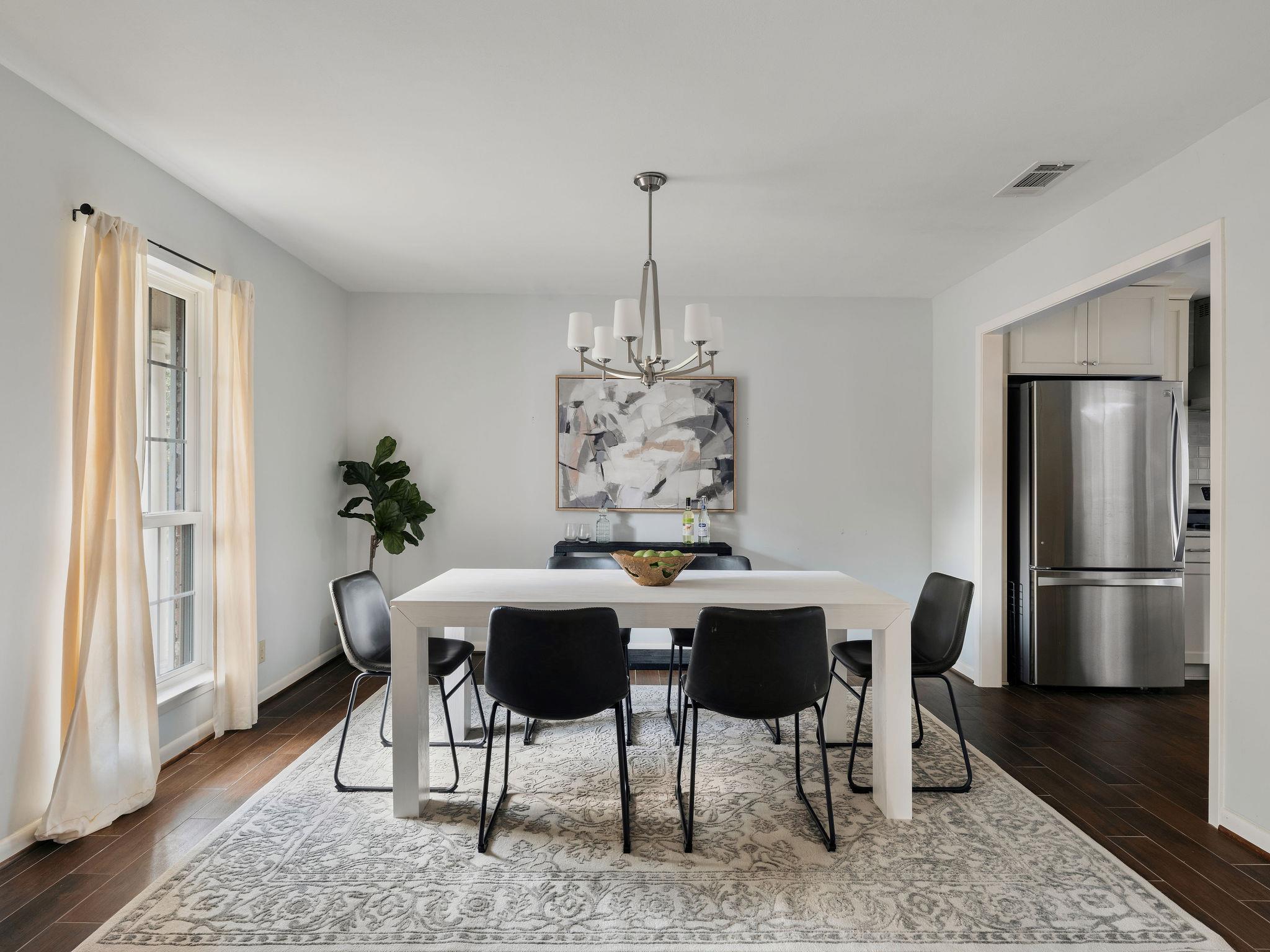 7601 Parkview Cir, Austin, TX 78731