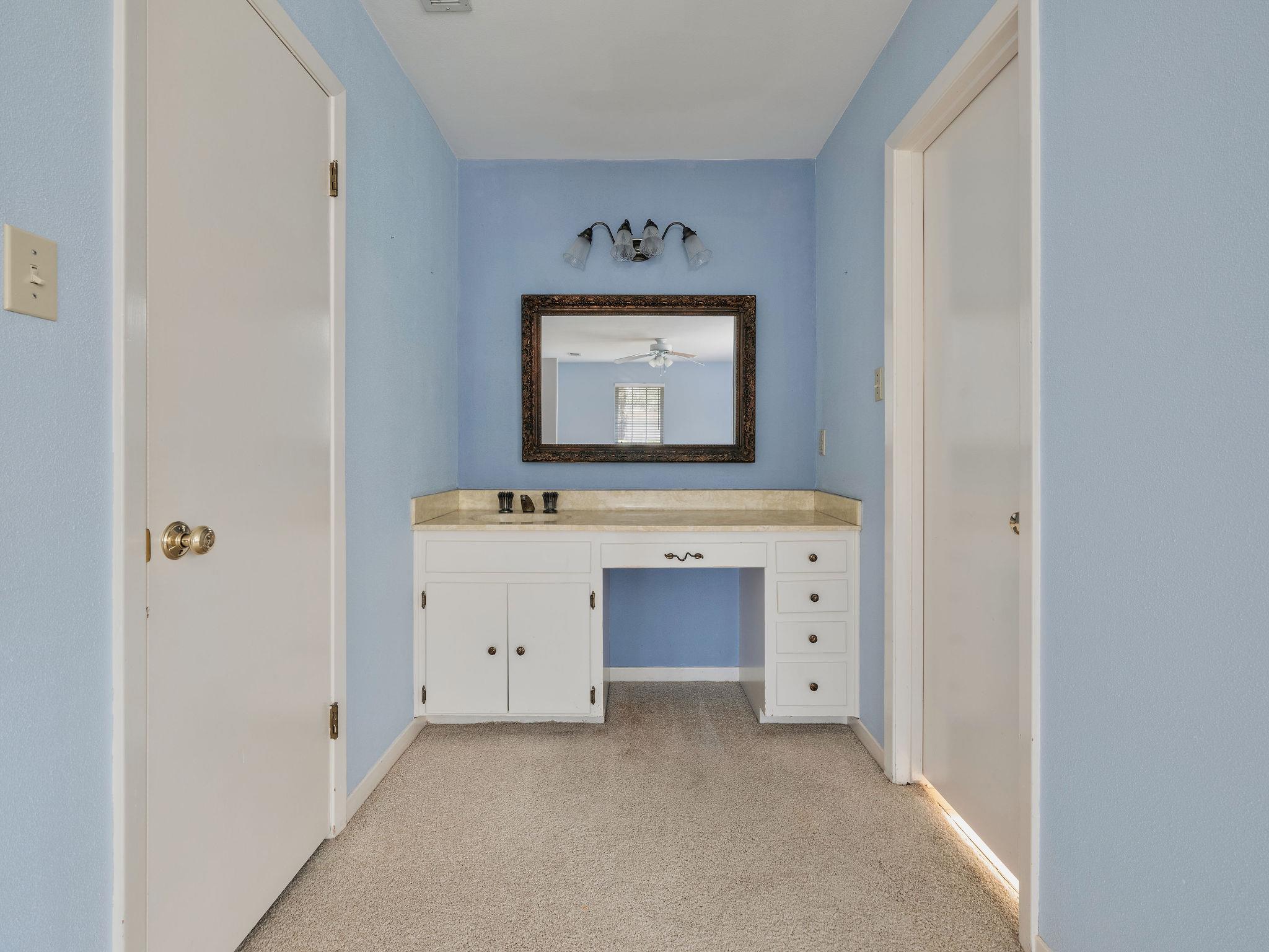 7601 Parkview Cir, Austin, TX 78731